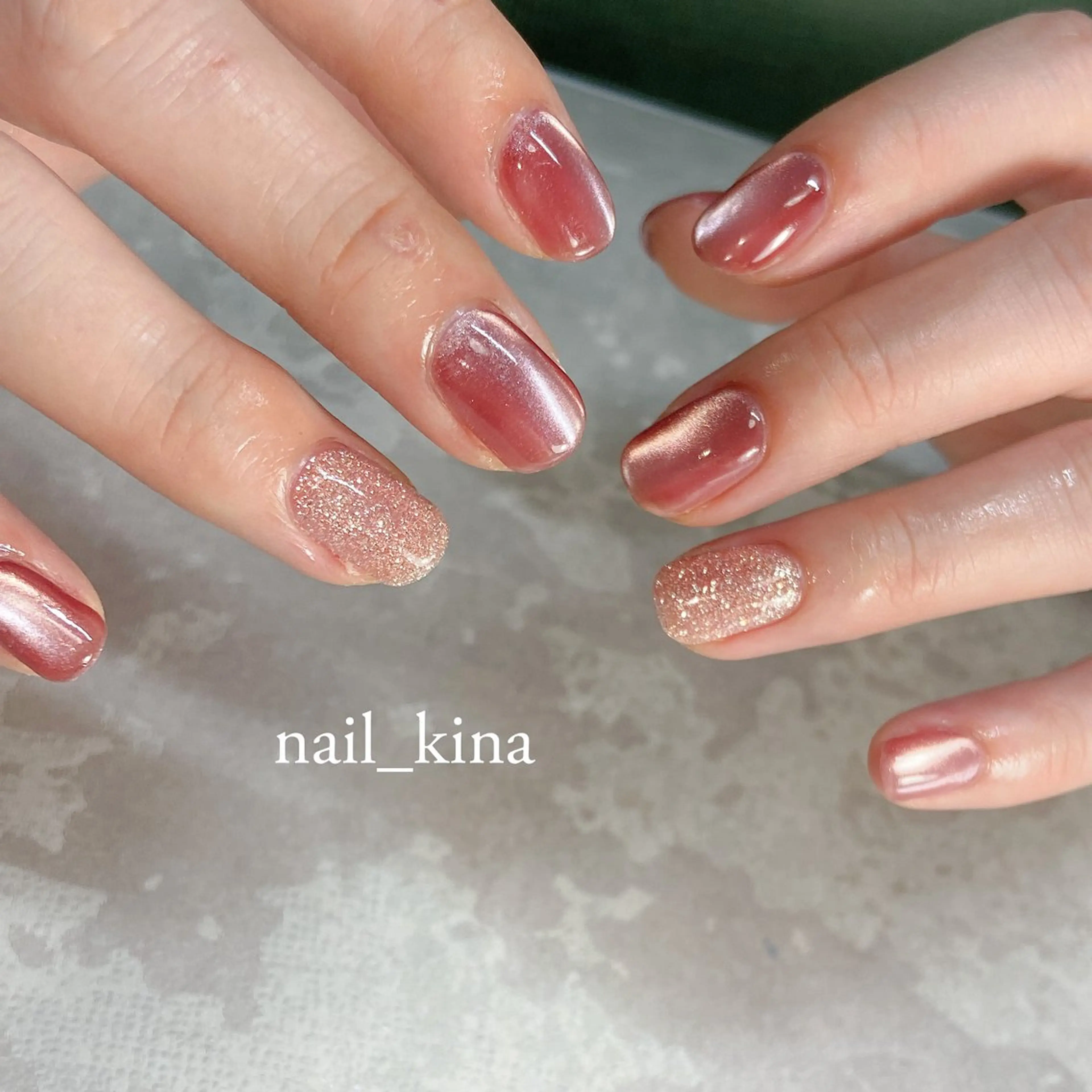 ネイル フラッシュネイル マグネットネイル マグネットワンカラー ワンカラーネイル 冬ネイル ハンドネイル nail_ kinaのネイルデザイン