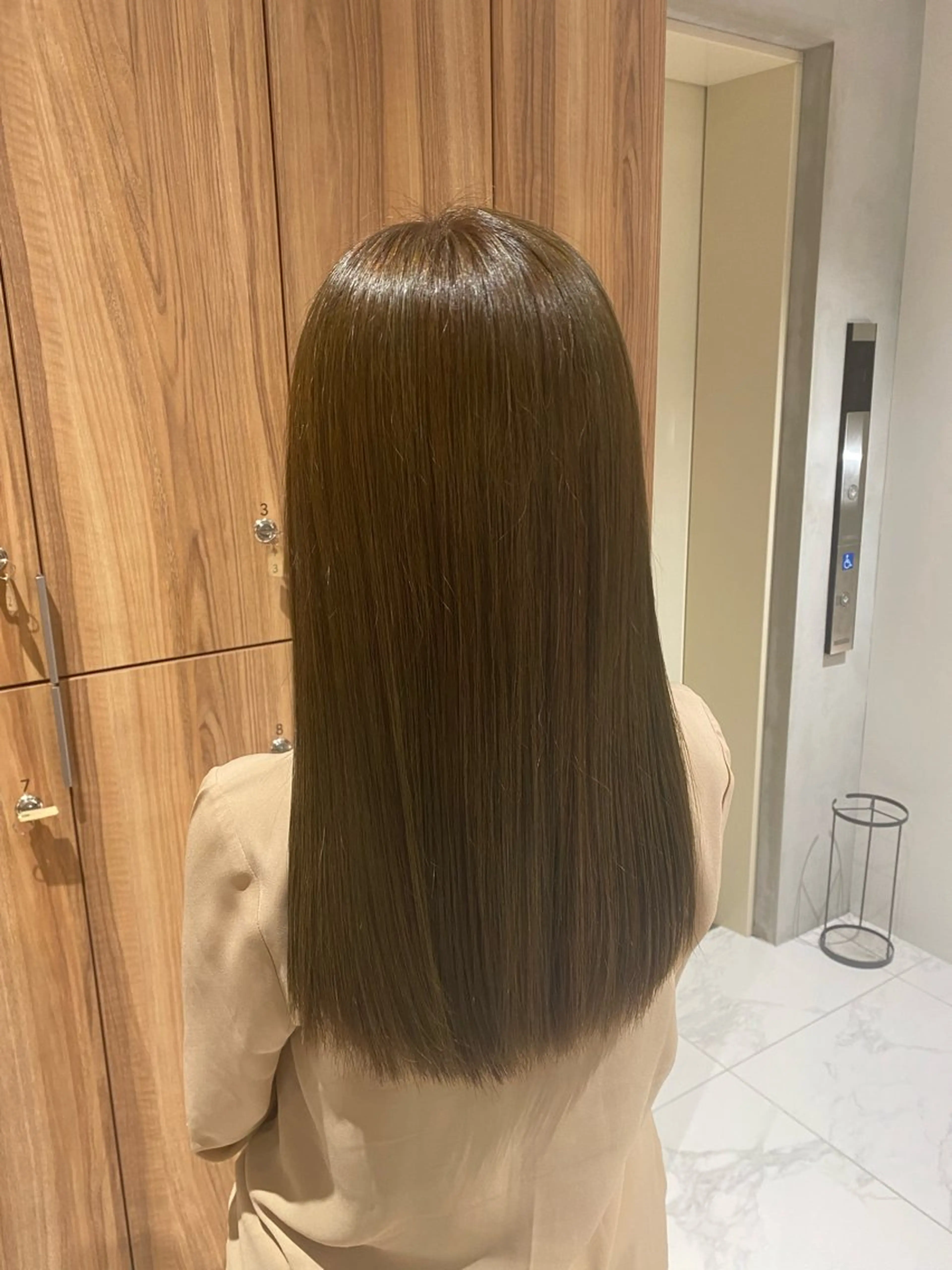 ロング ヘアカラー トリートメント ヘッドスパ ヘアセット kou🌥️艶カラー |メンズカットのヘアスタイル