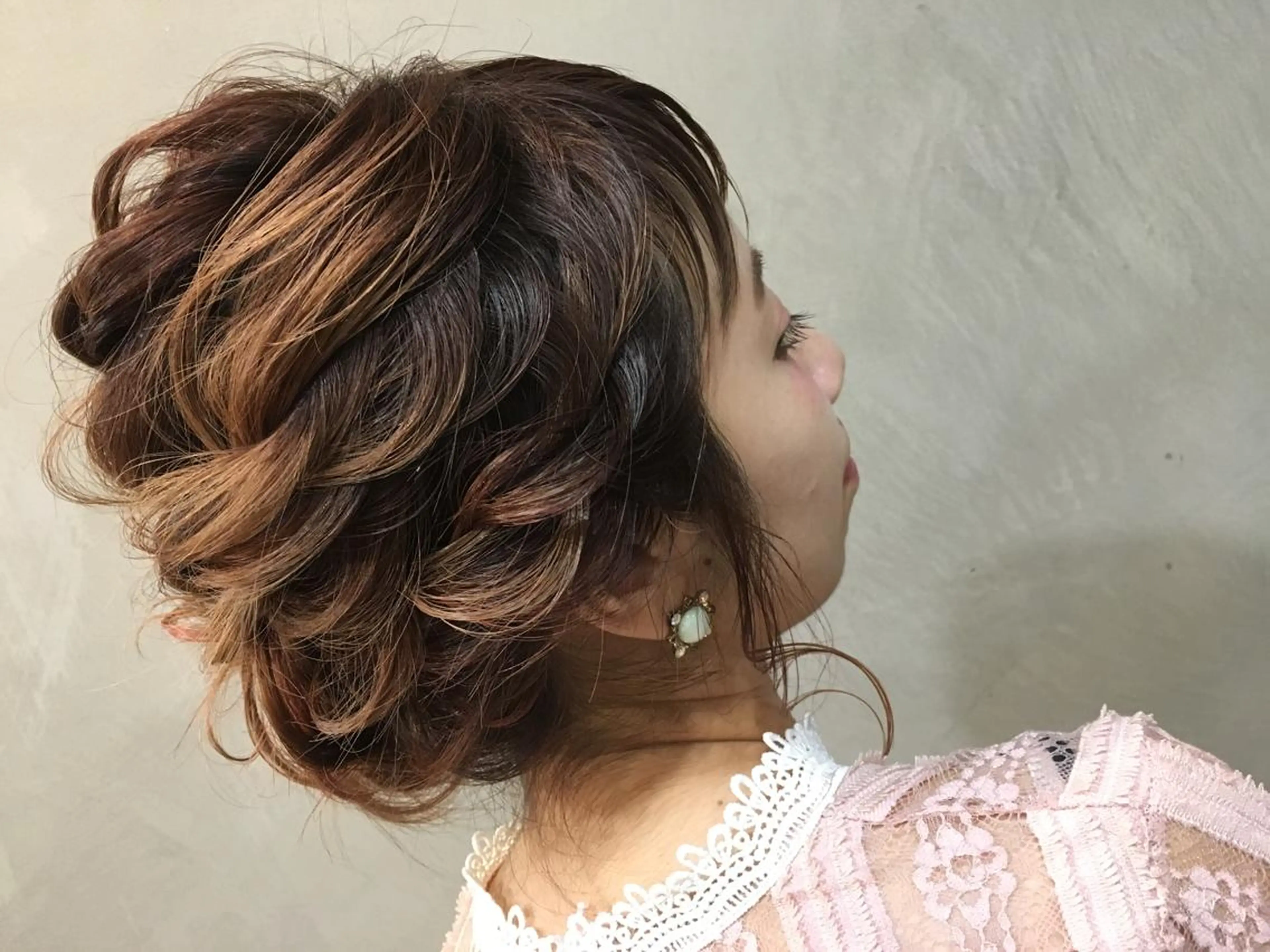 ミディアム カラー ヘアアレンジ 🩷🍭中津・梅田 エリア🍬💜のヘアスタイル
