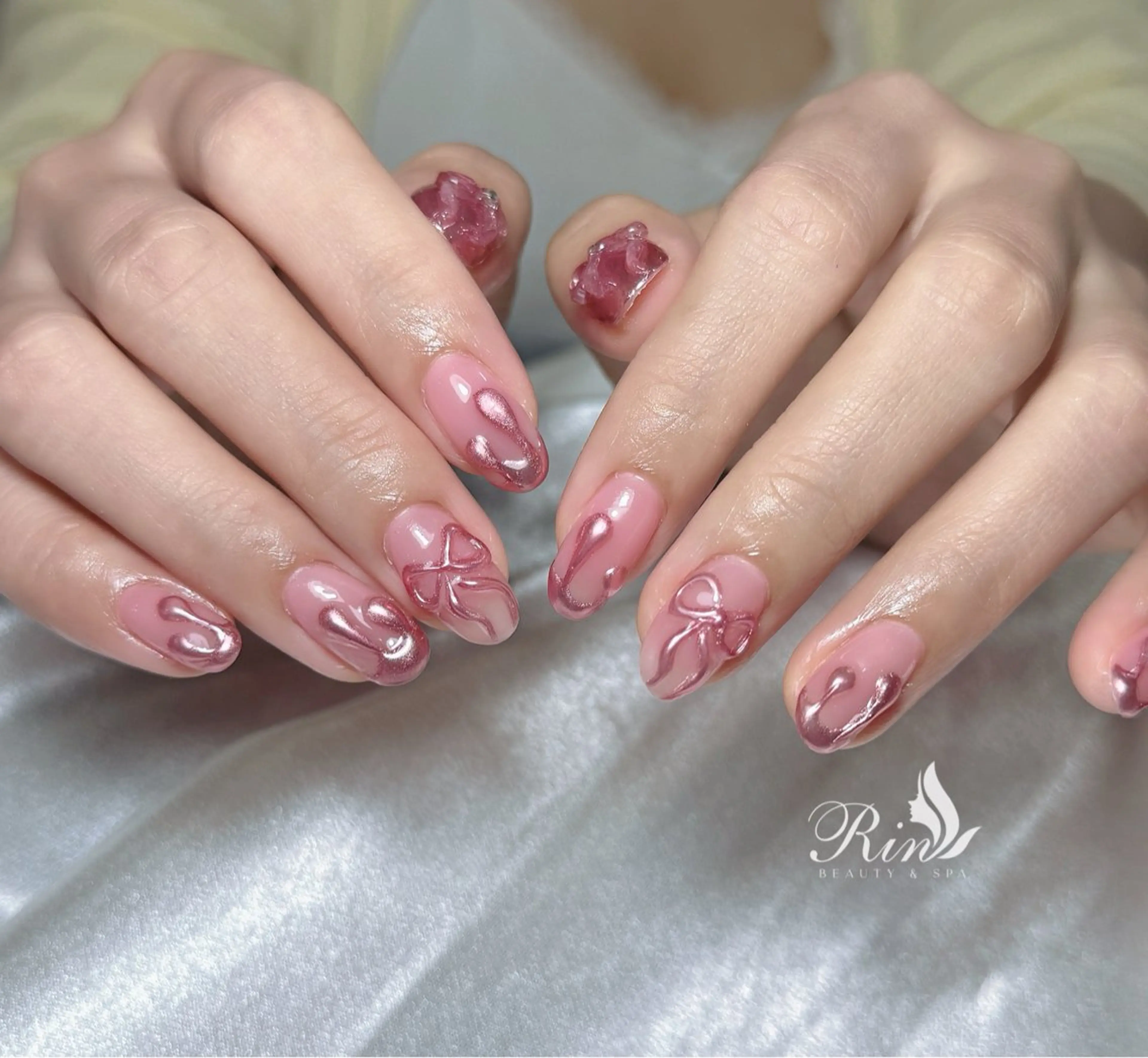 ネイル アートネイル 長さ出し ガーリー 韓国ネイル 持ち込み Rin Nail所属・Emi Nailのネイルデザイン
