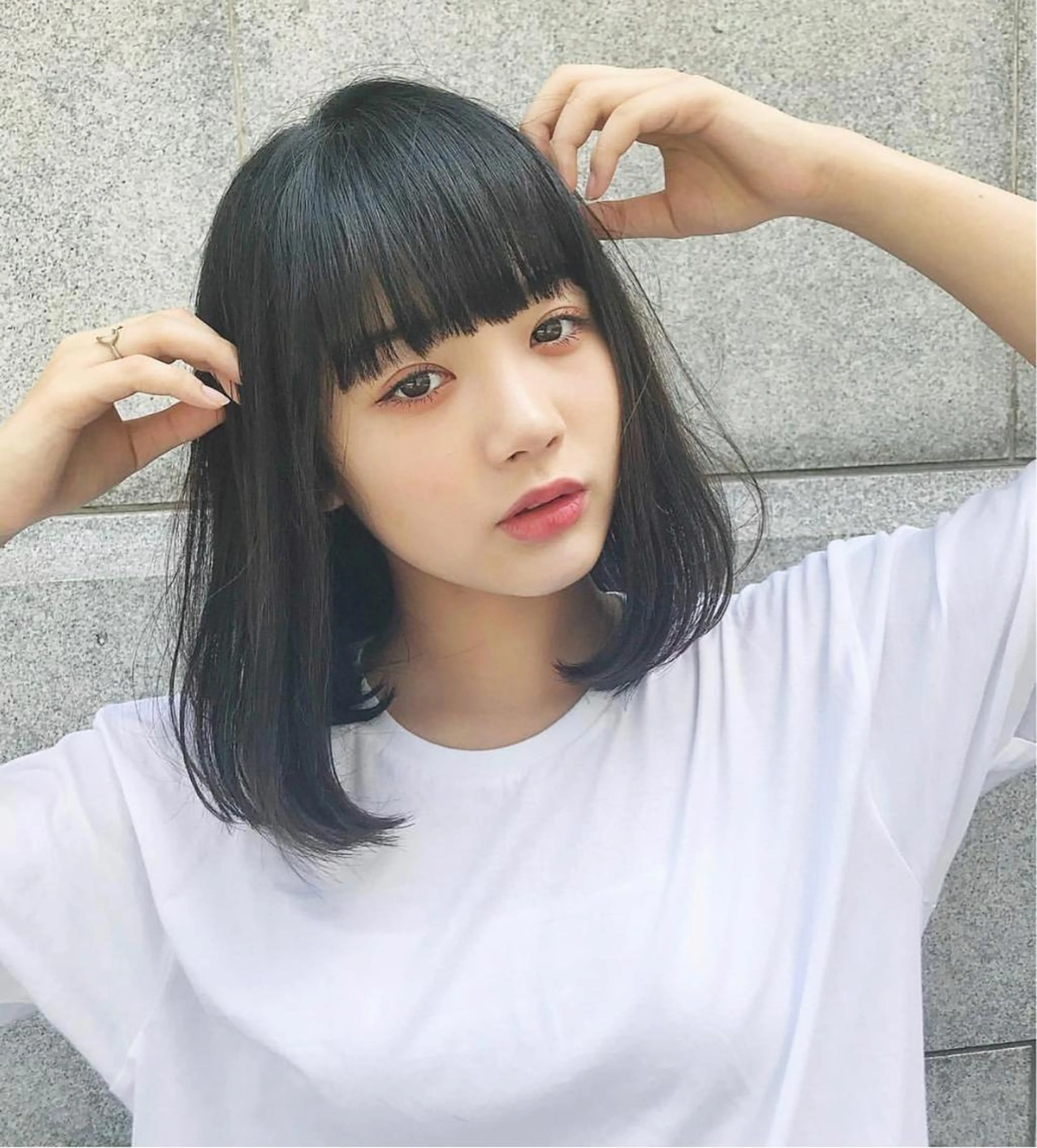 ミディアム 縮毛矯正、髪質改善 肘以上無料のヘアスタイル