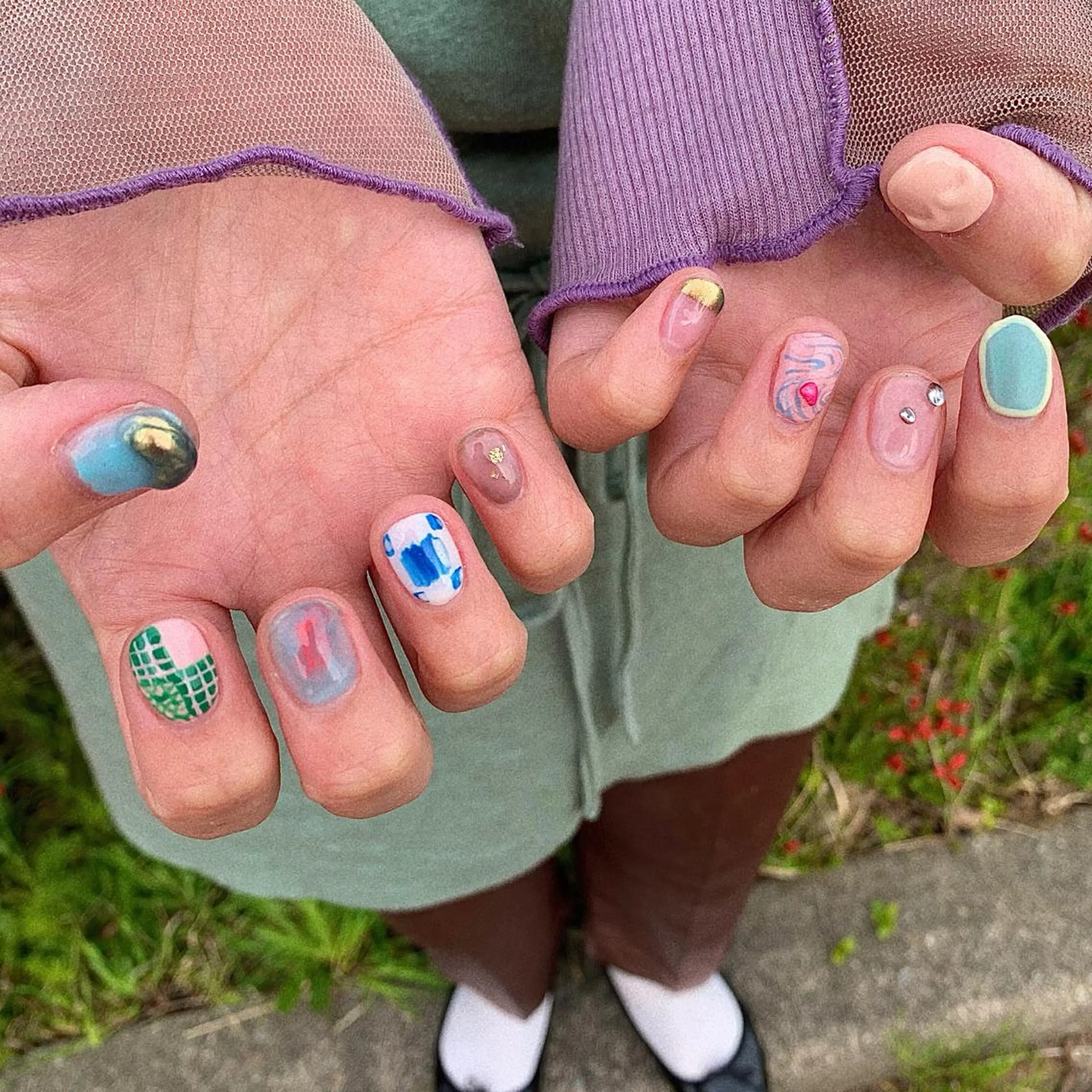持ち込みデザイン🦋（オフあり、ケア込み）の写真