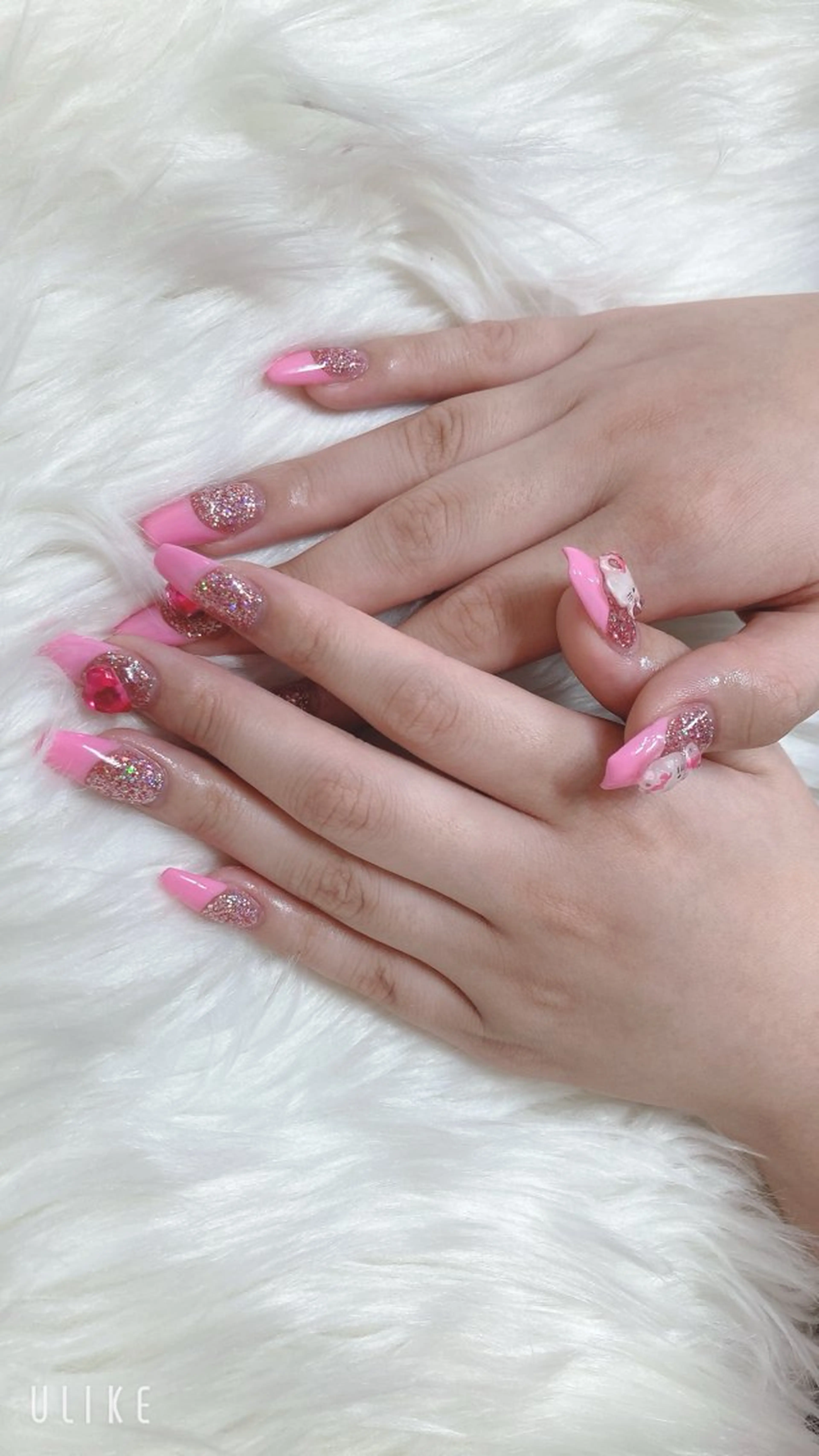 ネイル U·Mi nail salon所属・U·MI 長さ出し専門店のネイルデザイン