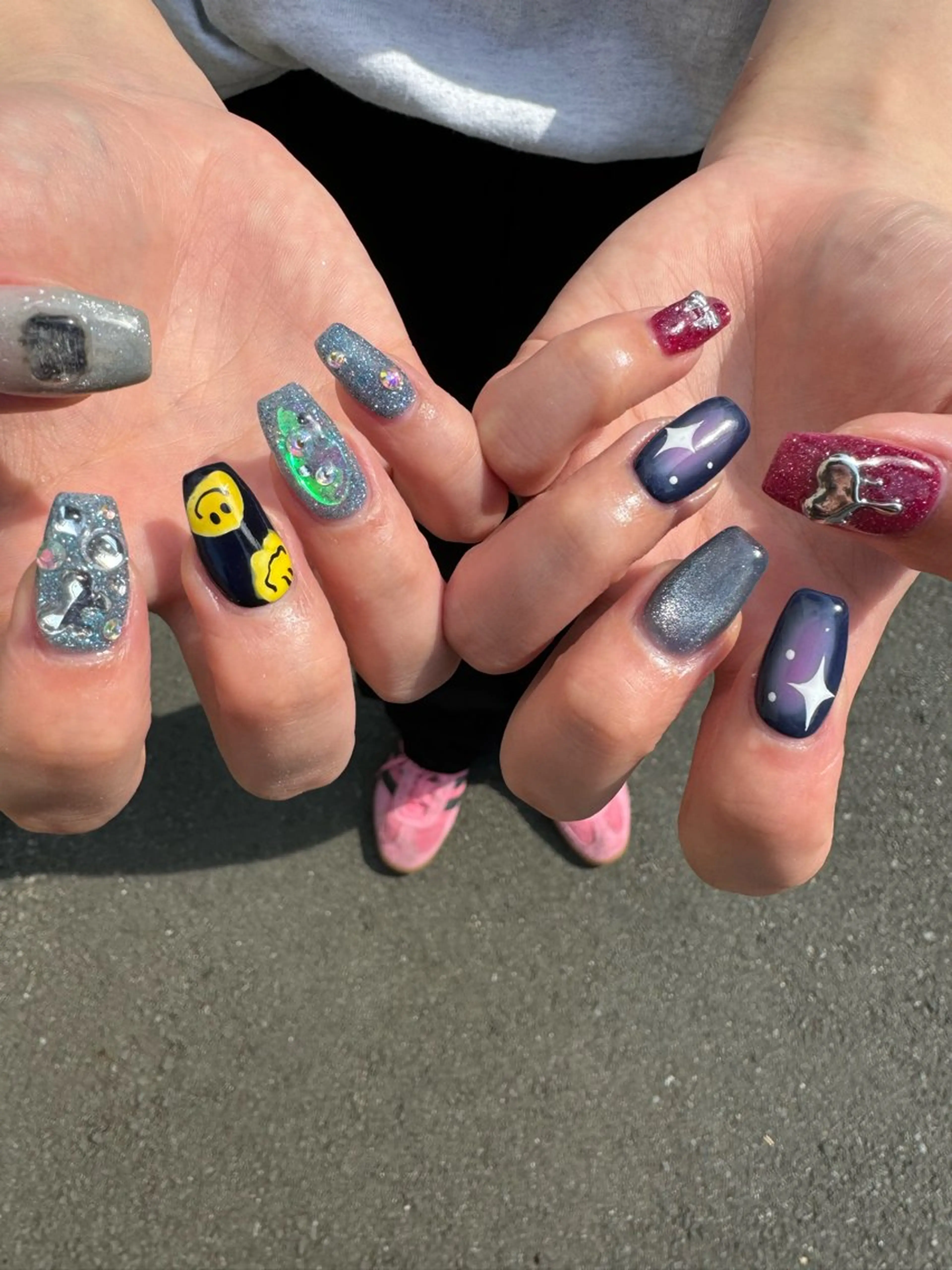 ネイル フレンチネイル ハート ロングネイル マグネットネイル ミラーネイル MH_ Nailのネイルデザイン