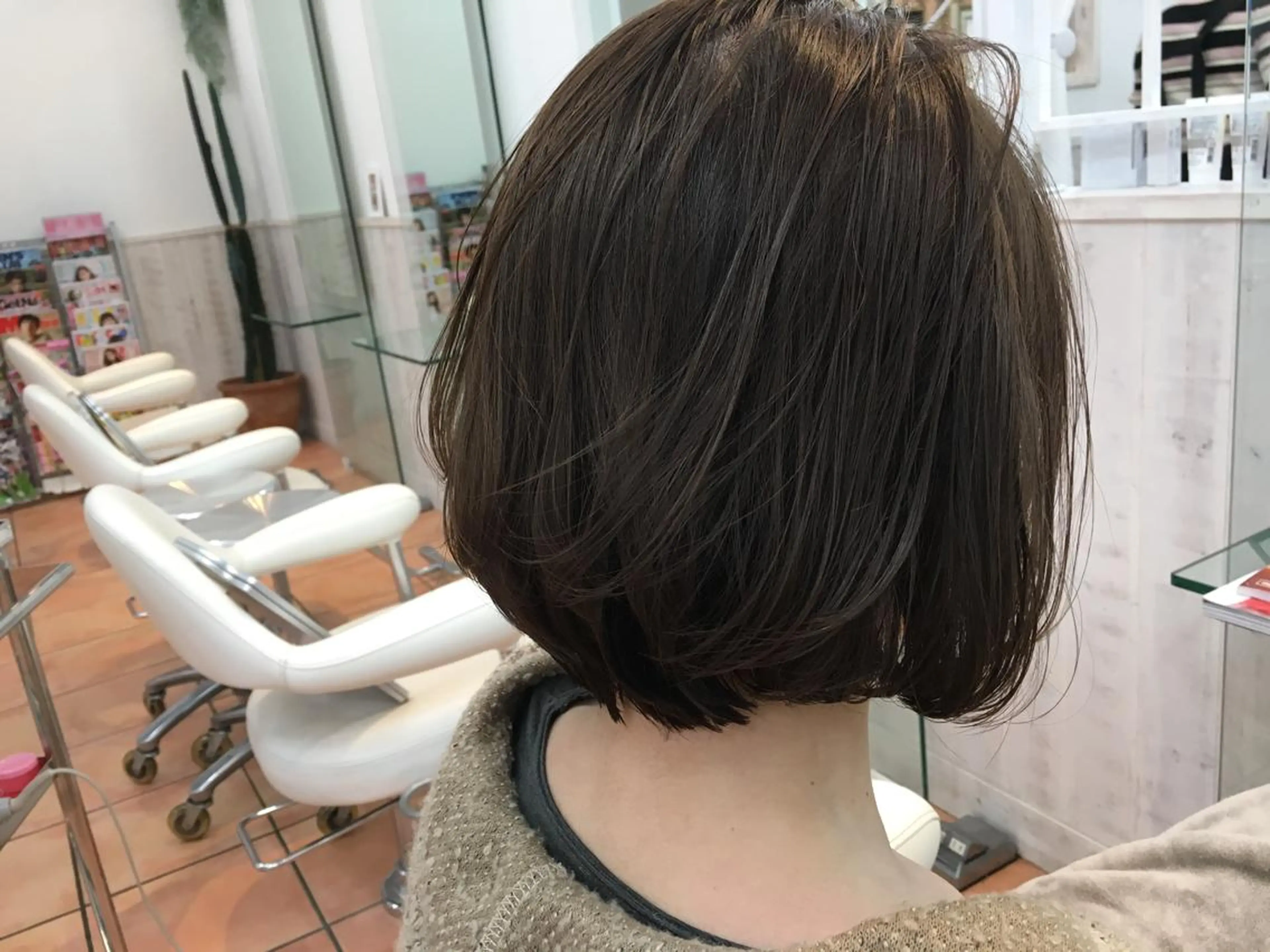 ショート カラー 髪質改善 Blumeのヘアスタイル