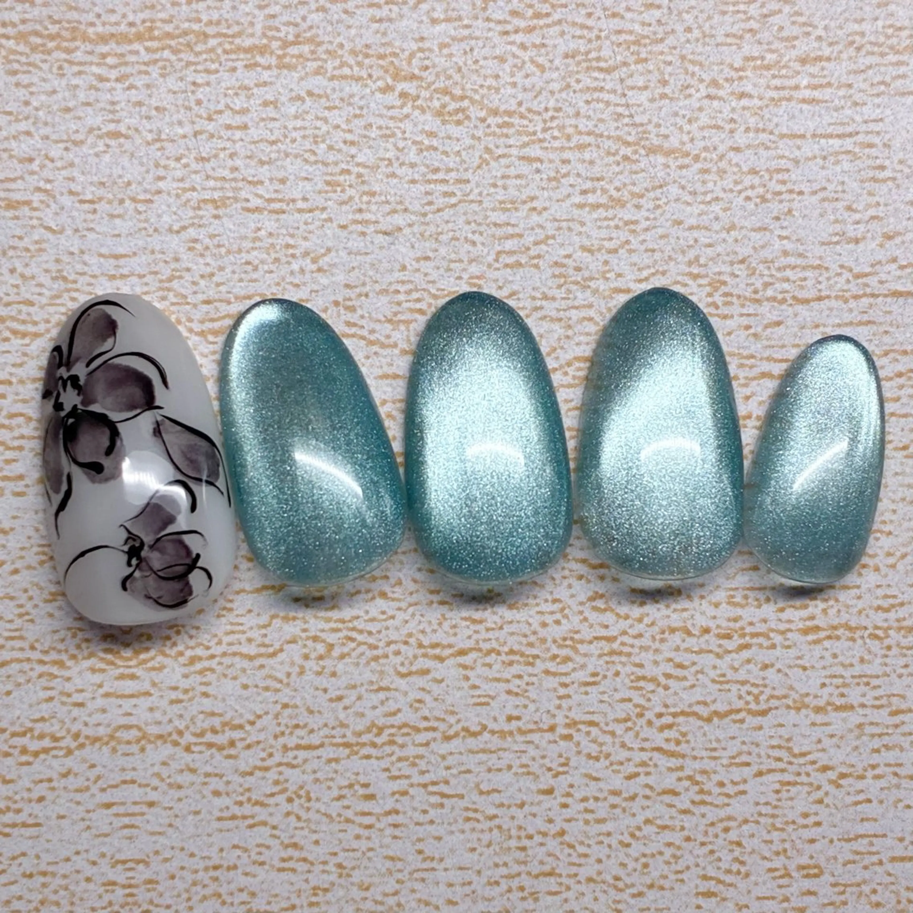 ネイル ハンドネイル ネイルサロン Lietoのネイルデザイン