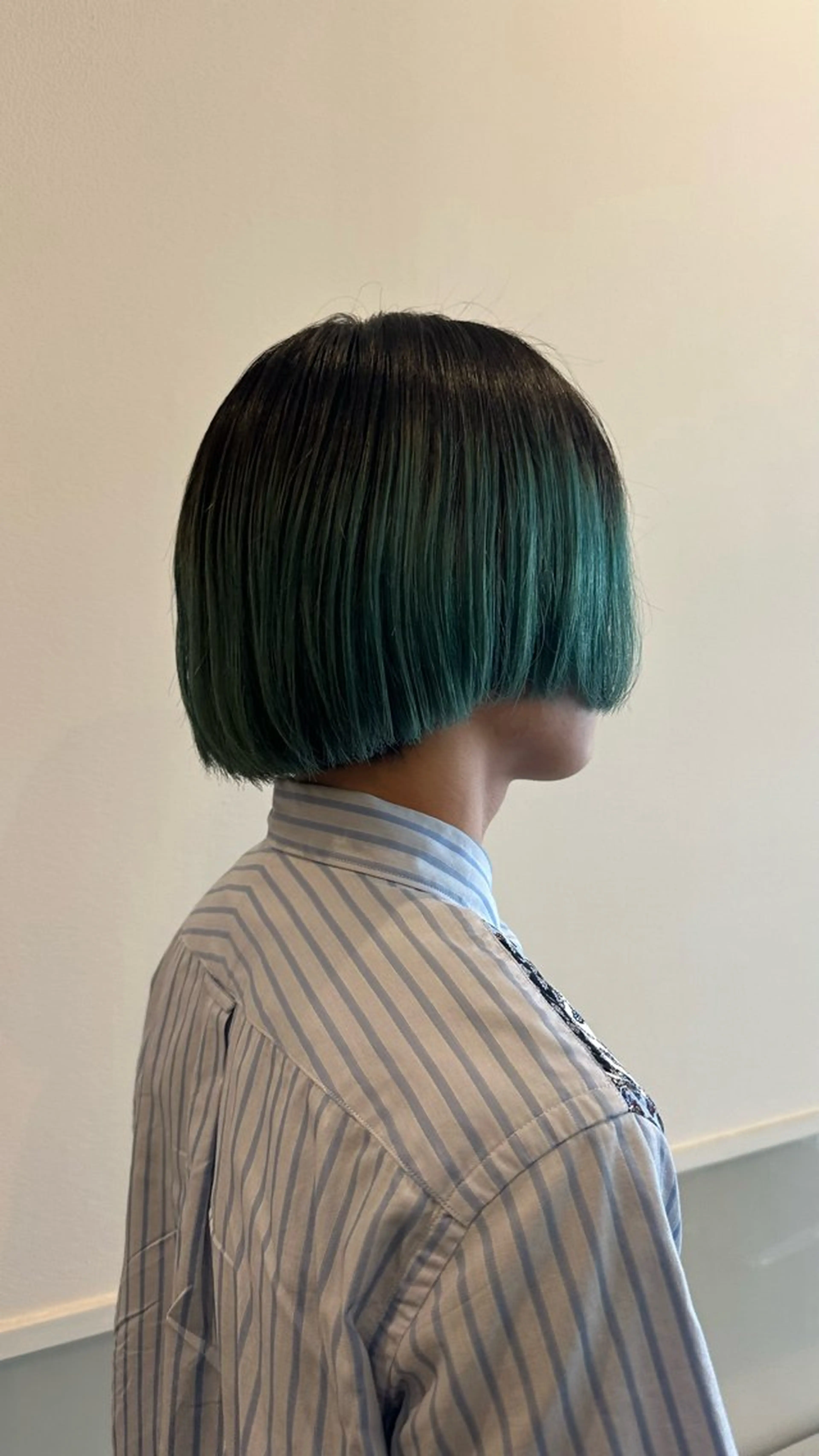 カラー メンズ メンズブリーチ ブリーチ mashu / ワン カラー / ranaのヘアスタイル
