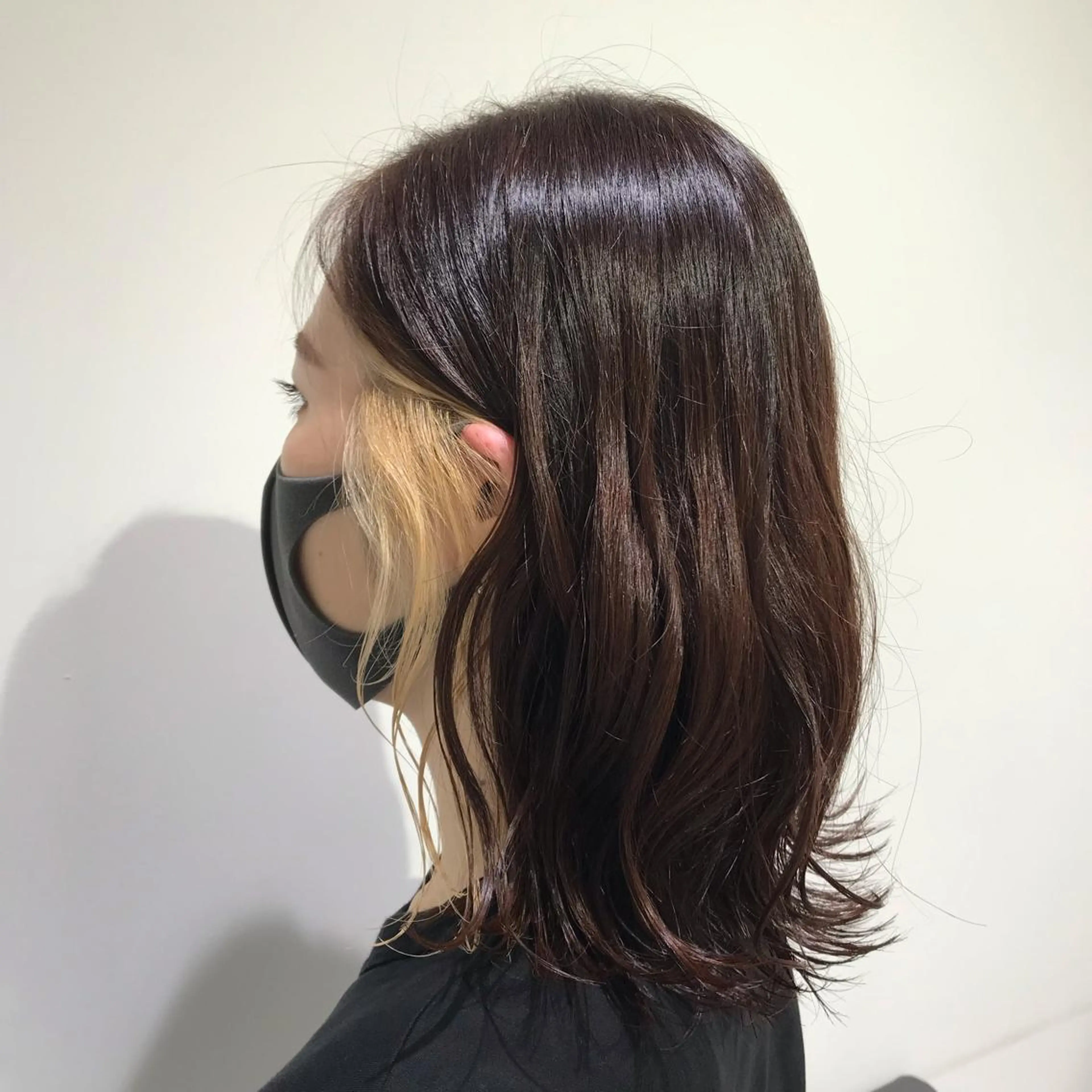 ミディアム カラー ベージュカラー ブリーチ 透明感カラー ヘアカラー トリートメント 暖色カラー🌹 中山由梨のヘアスタイル