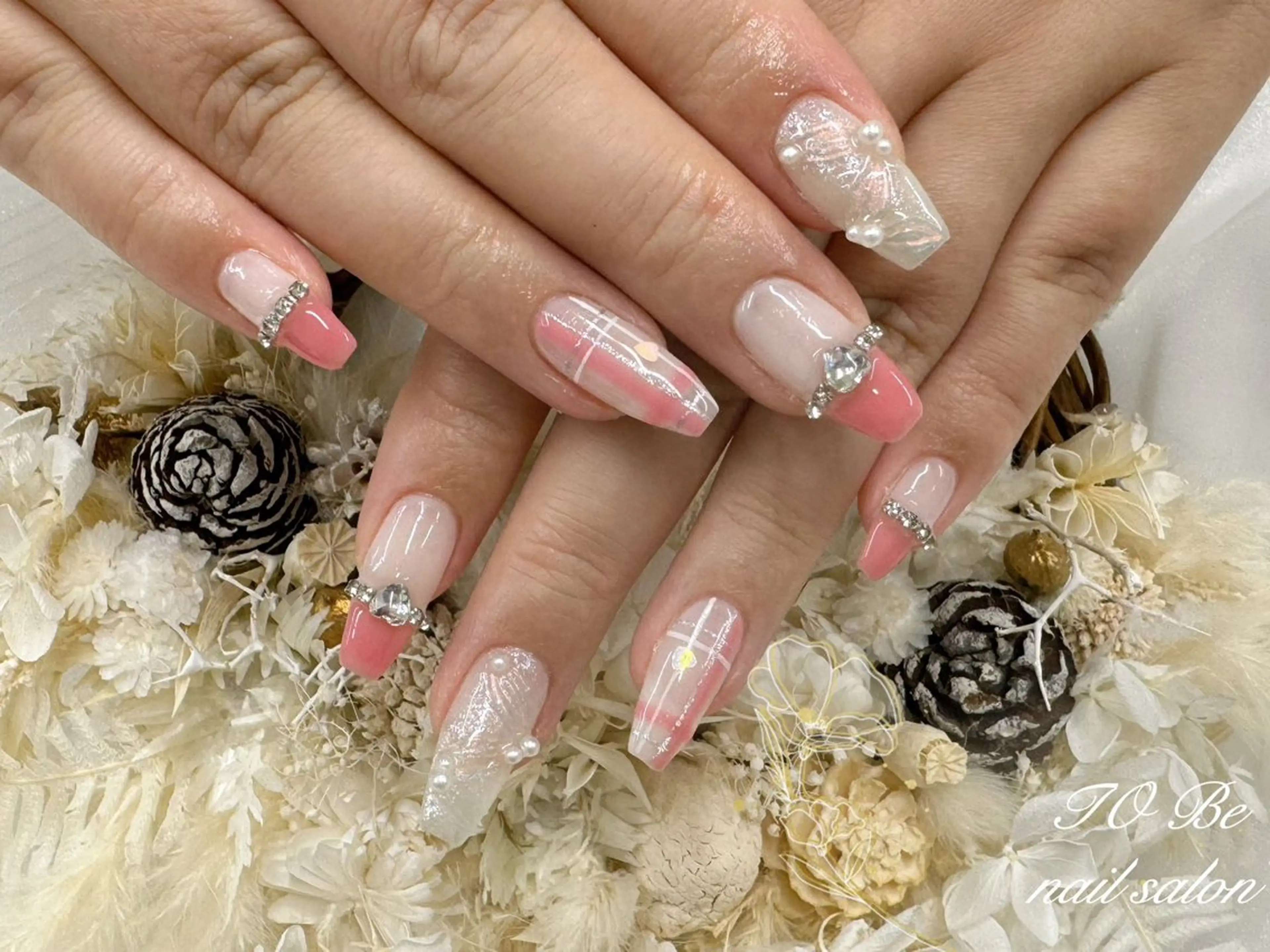 ネイル Nail Salon To Beのネイルデザイン
