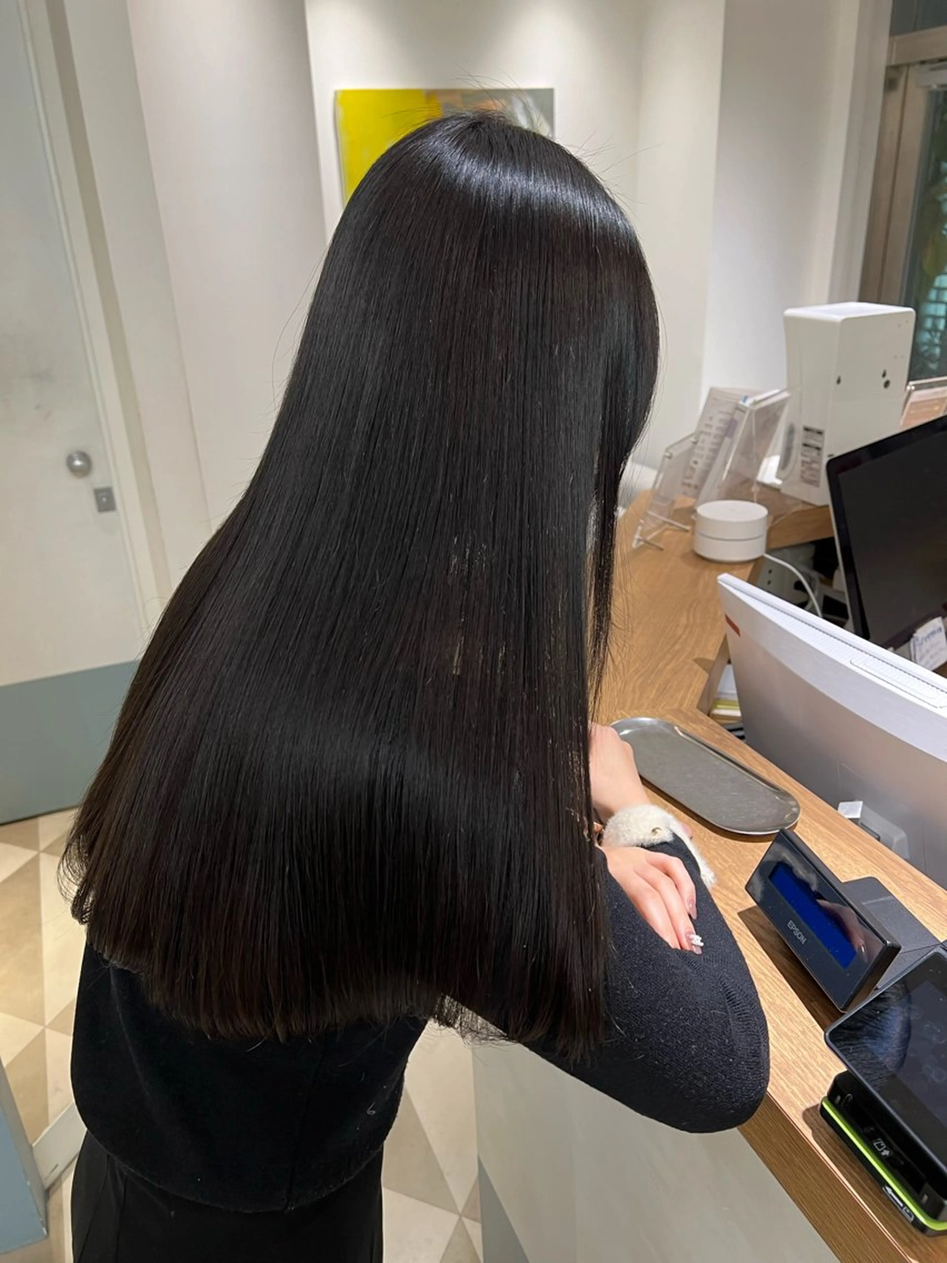 ロング ヘアカラー トリートメント 三浦 秀太郎のヘアスタイル