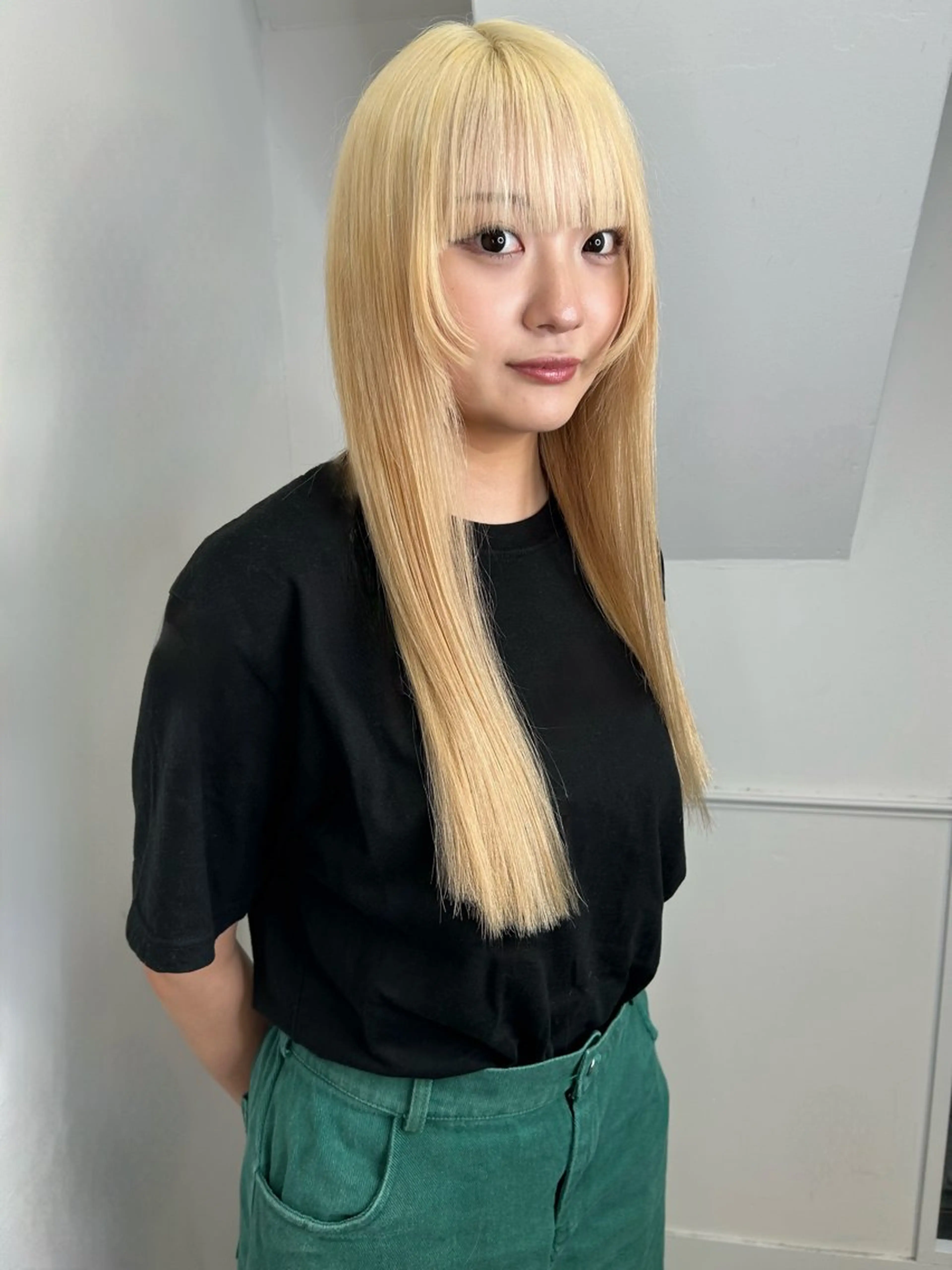 2回目以降のお客様　　　　　　　　　　　　　　　　　　　ブリーチリタッチ＋うる艶カラー＋高保湿トリートメントの写真