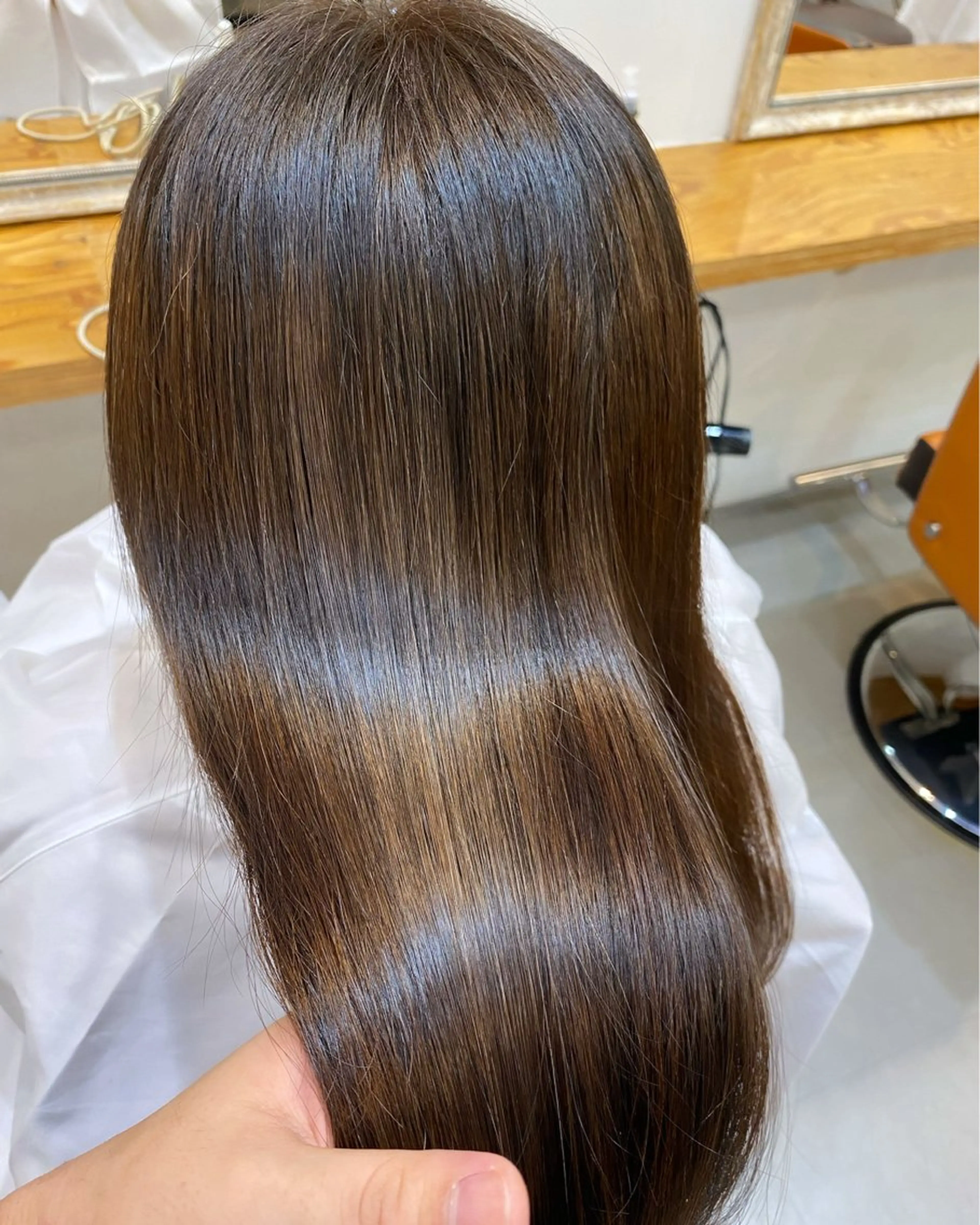 ロング カラー ベージュカラー ブラウンカラー ケアカラー 透明感カラー オリーブベージュ ALBUM 新宿店所属・ALBUM \ＭＡＹＡのヘアスタイル