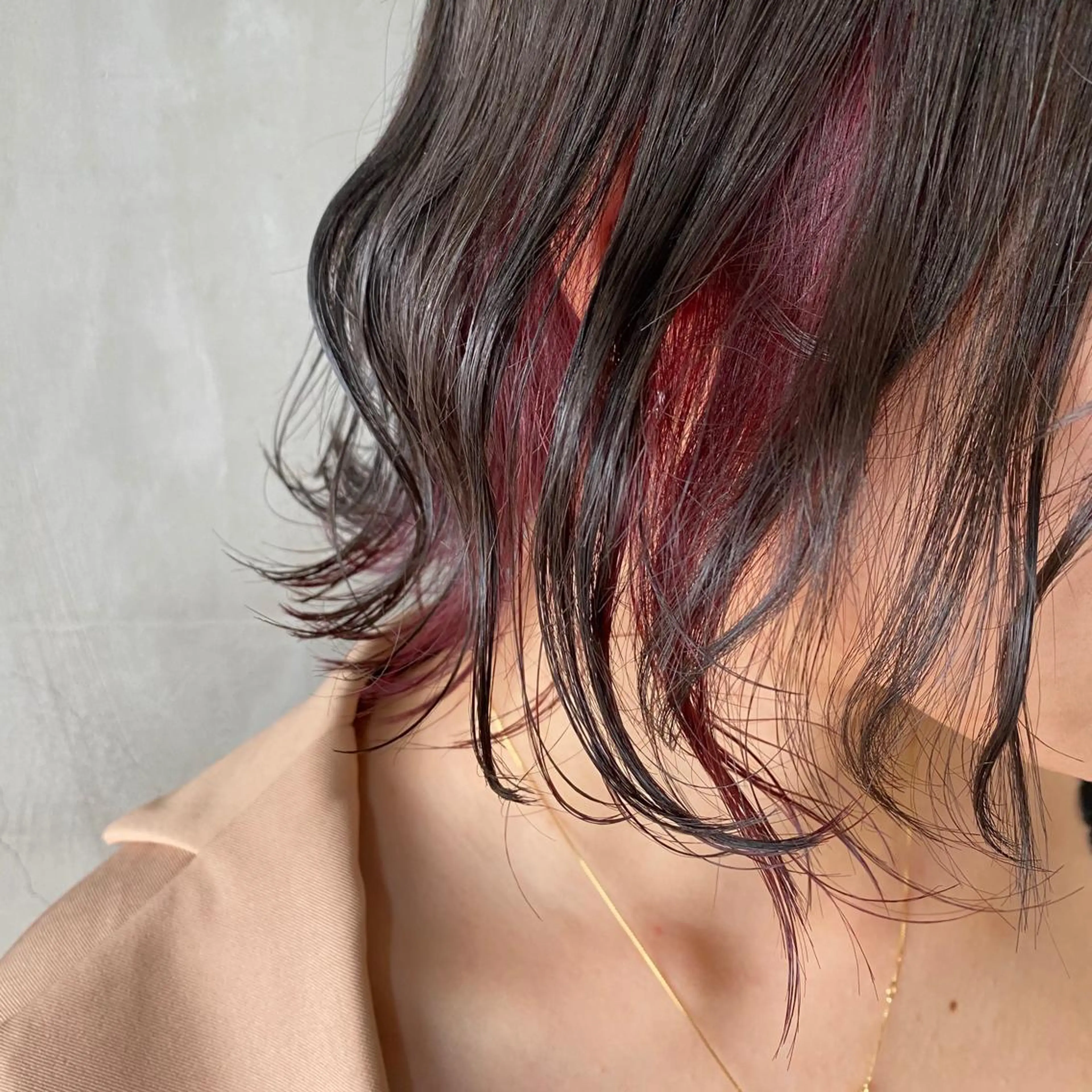 ショート カラー ヘアアレンジ 切りっぱなしボブ/ デザインカラー店長のヘアスタイル