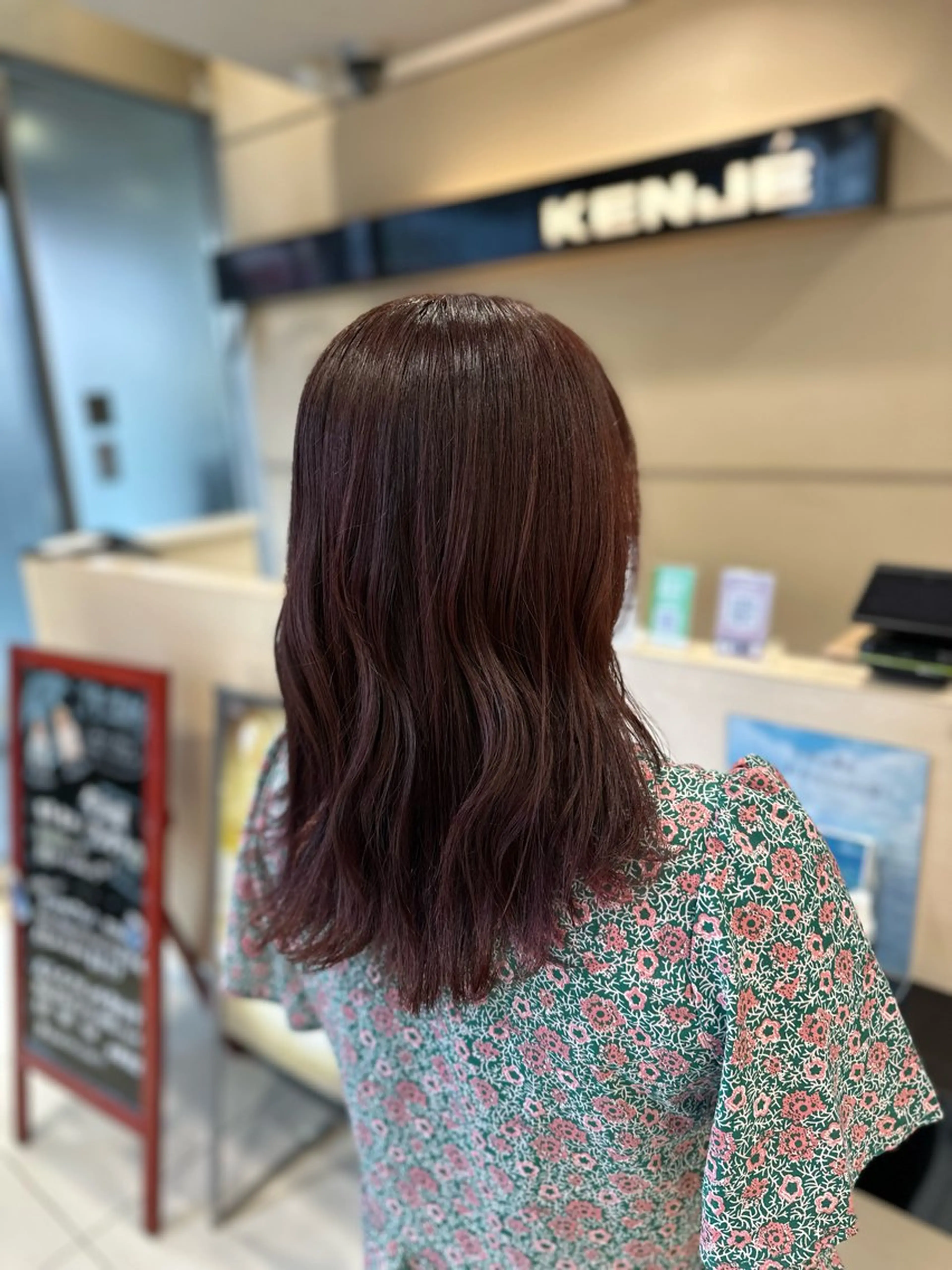セミロング カラー ヘアカラー トリートメント クロスパーマ/うる艶 カラー/Kurumiのヘアスタイル