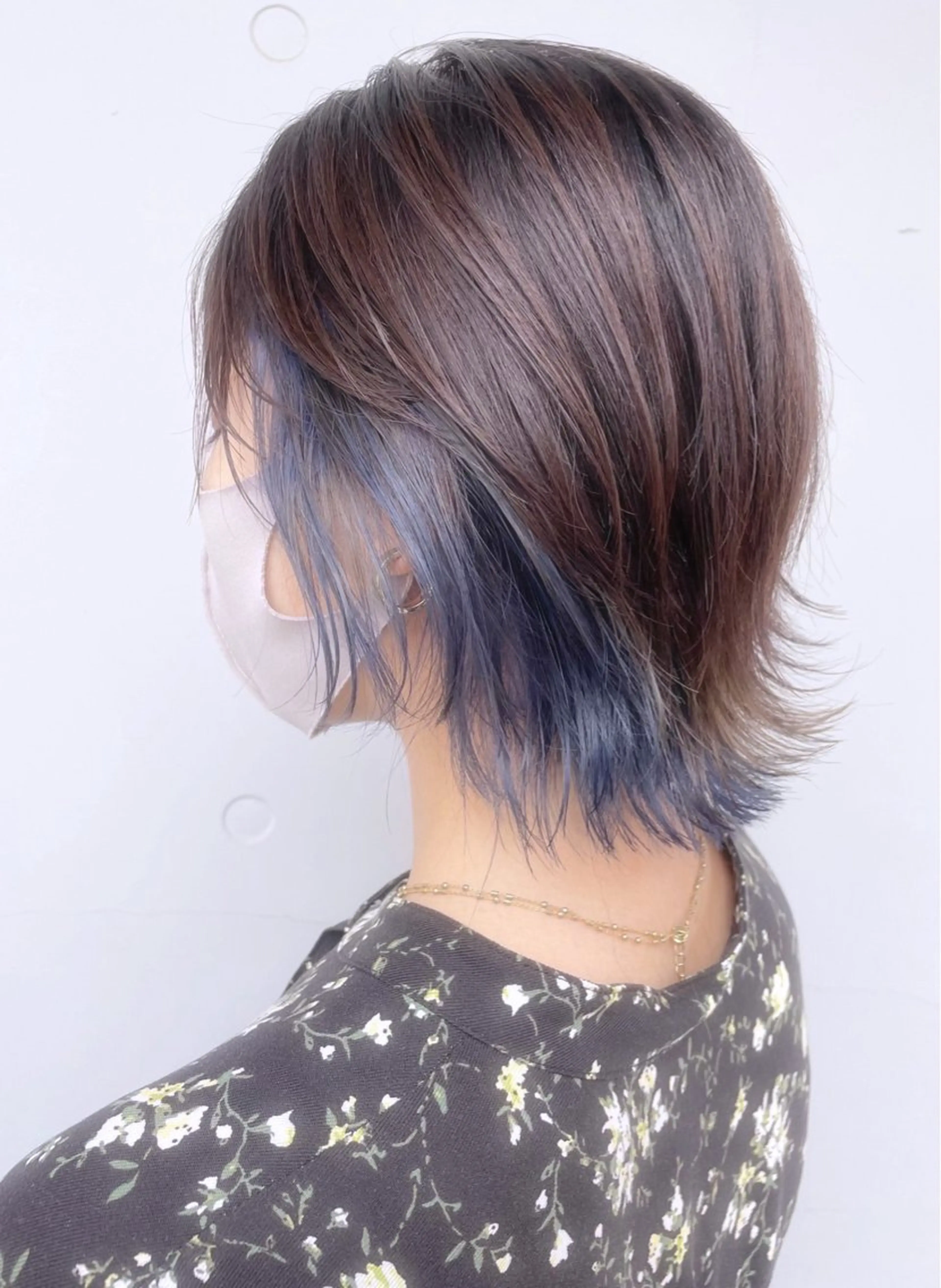 ショート カラー アディクシーカラー ベージュカラー 黒髪 ブリーチ ブルーカラー ヘアカラー 藤澤 夏実/インナーカラーのヘアスタイル