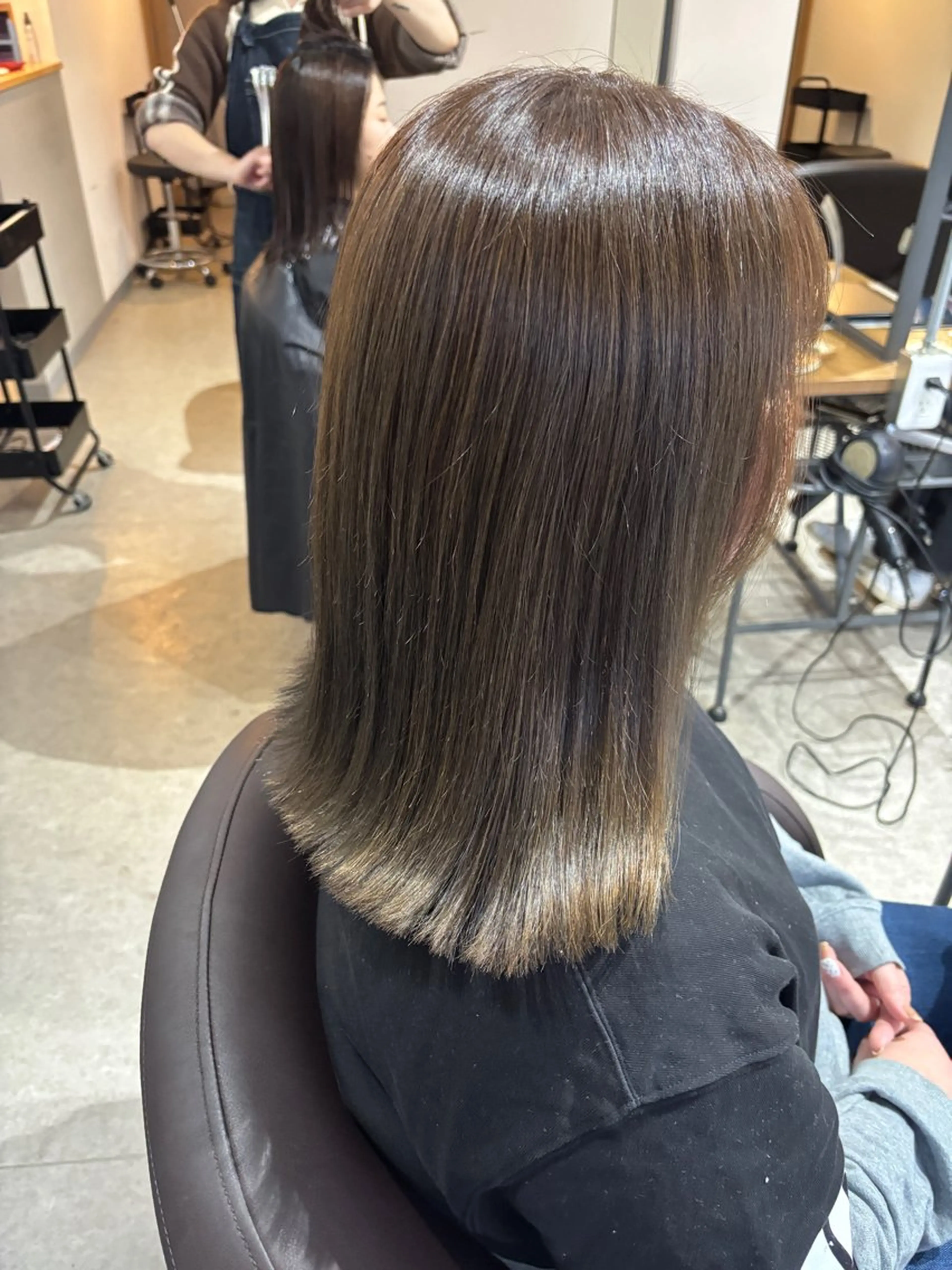 ミディアム カラー カット ヘアカラー トリートメント miri.. yukinaのヘアスタイル