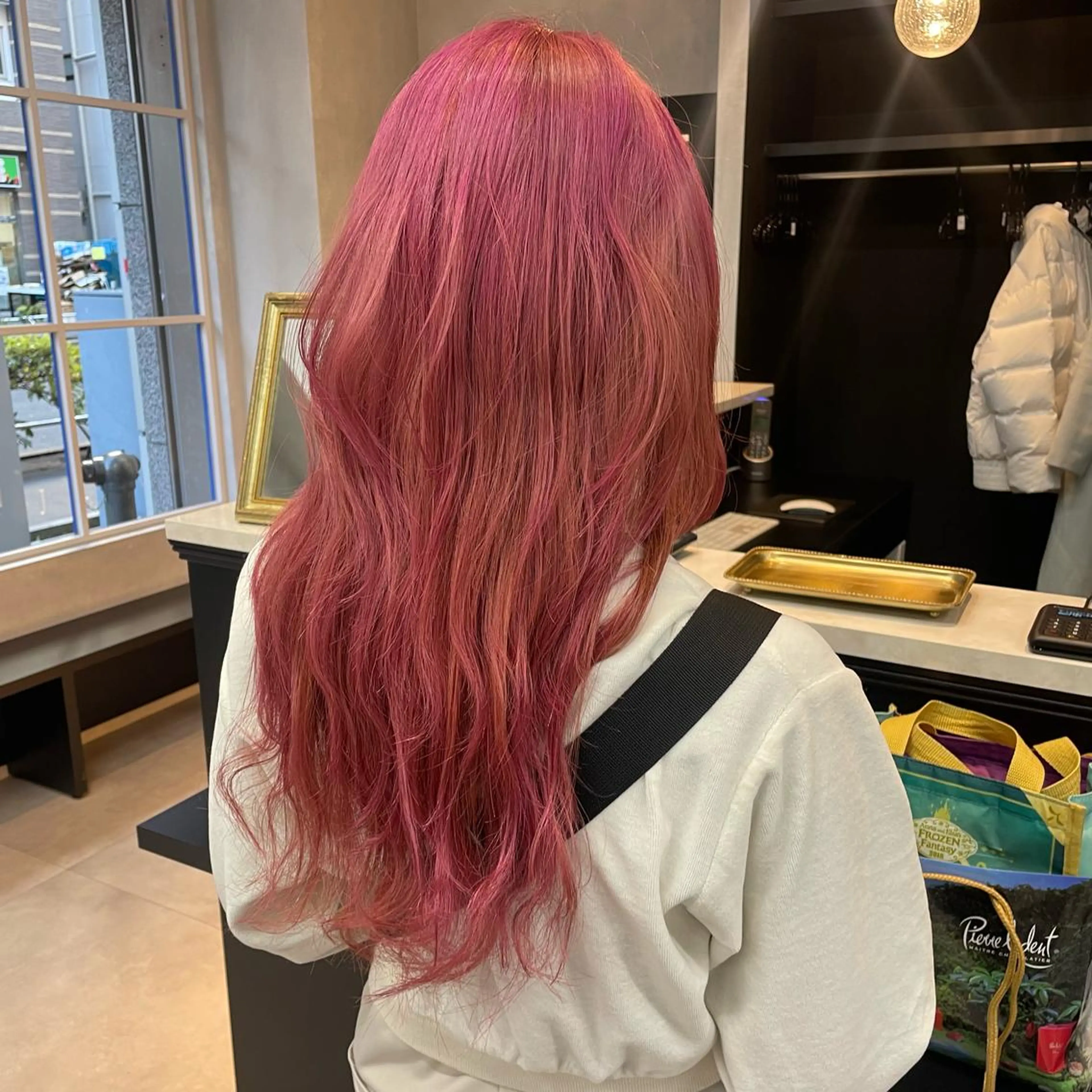 ロング カット ヘアカラー 🫧艶髪/ブリーチ 🐳honami🫧のヘアスタイル