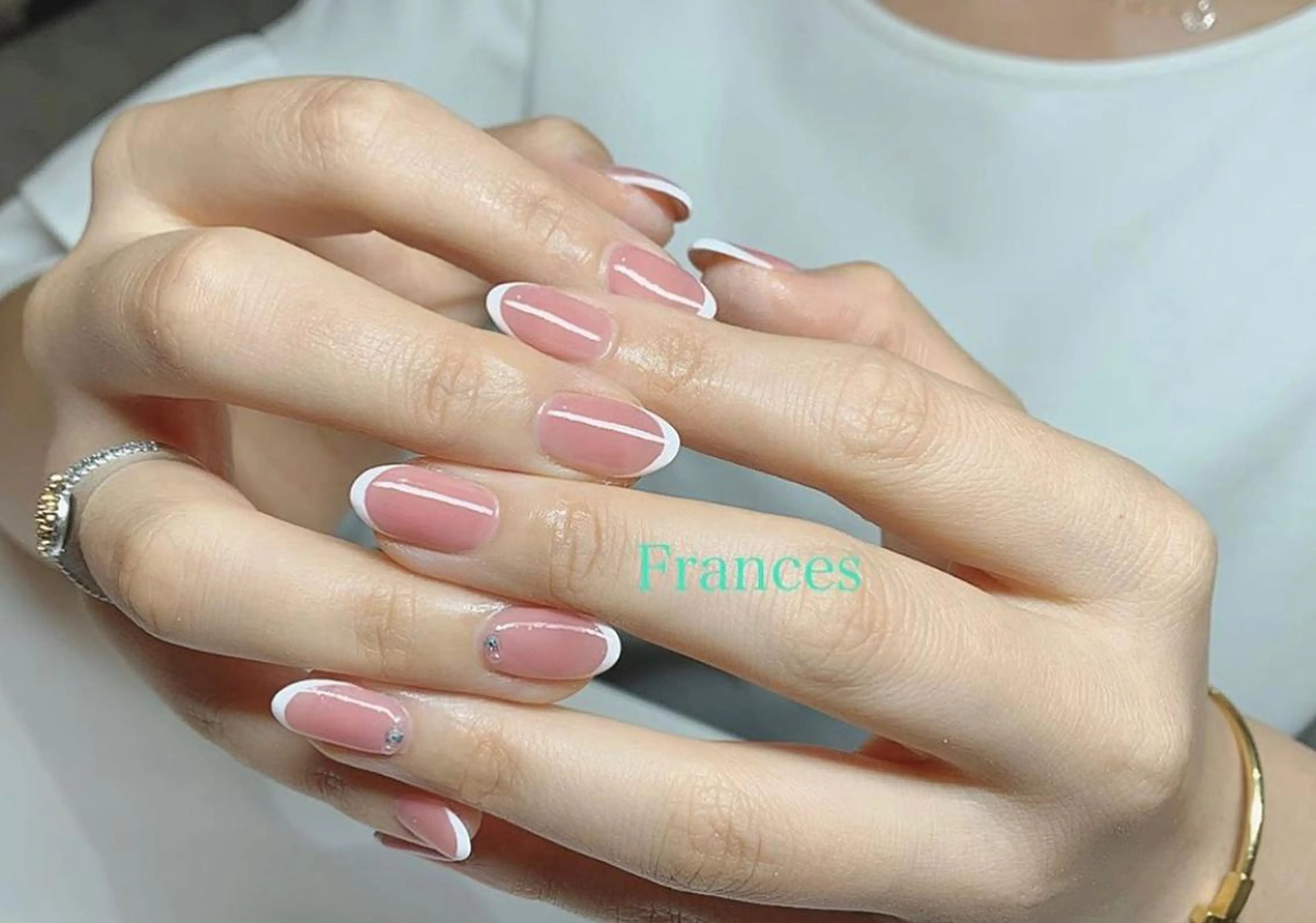 ネイル フレンチネイル ハンドネイル Frances 今村のネイルデザイン