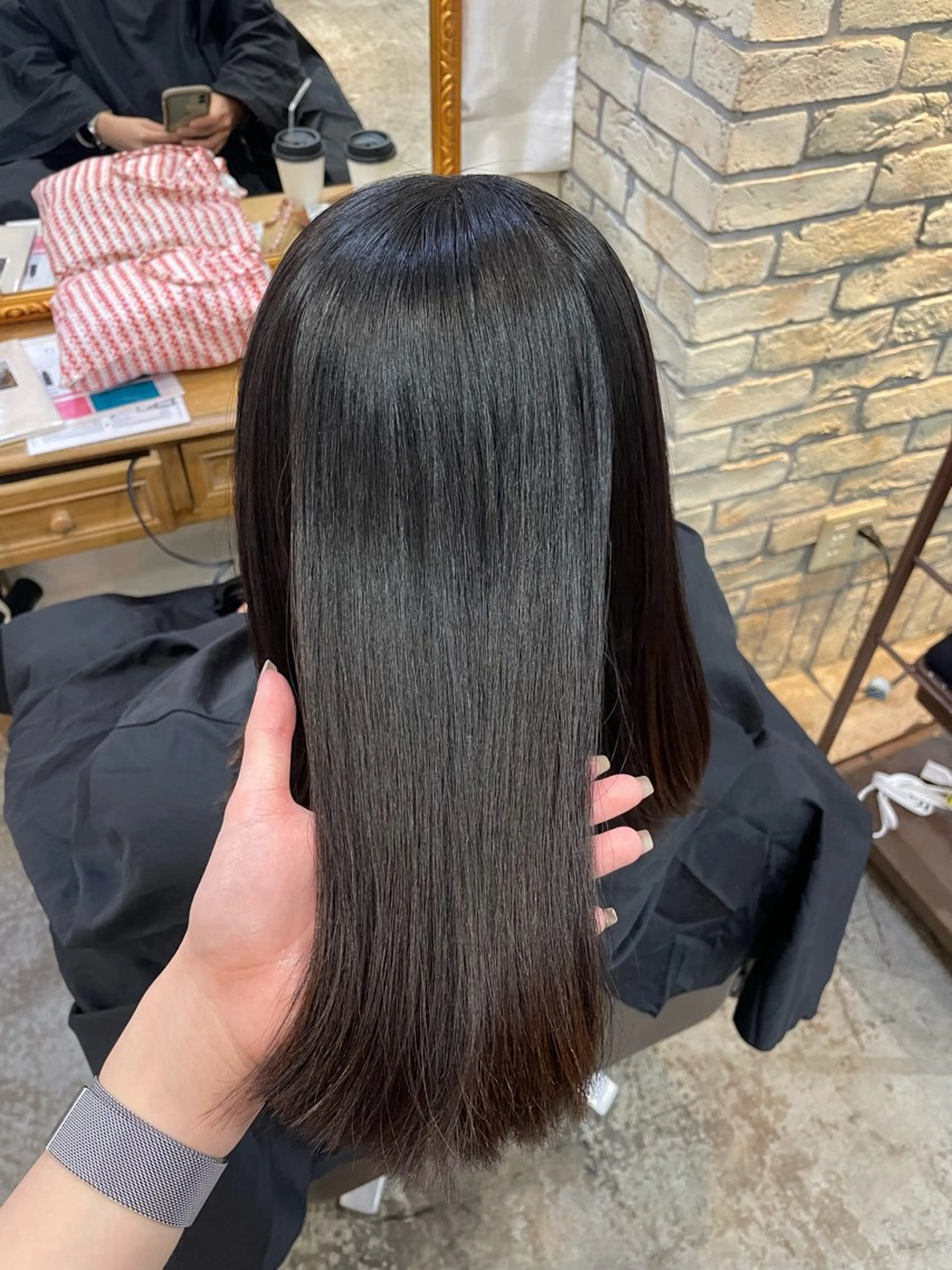 ロング カット ヘアカラー 縮毛矯正 トリートメント 髪質改善特化🫧韓国 🇰🇷amiruのヘアスタイル