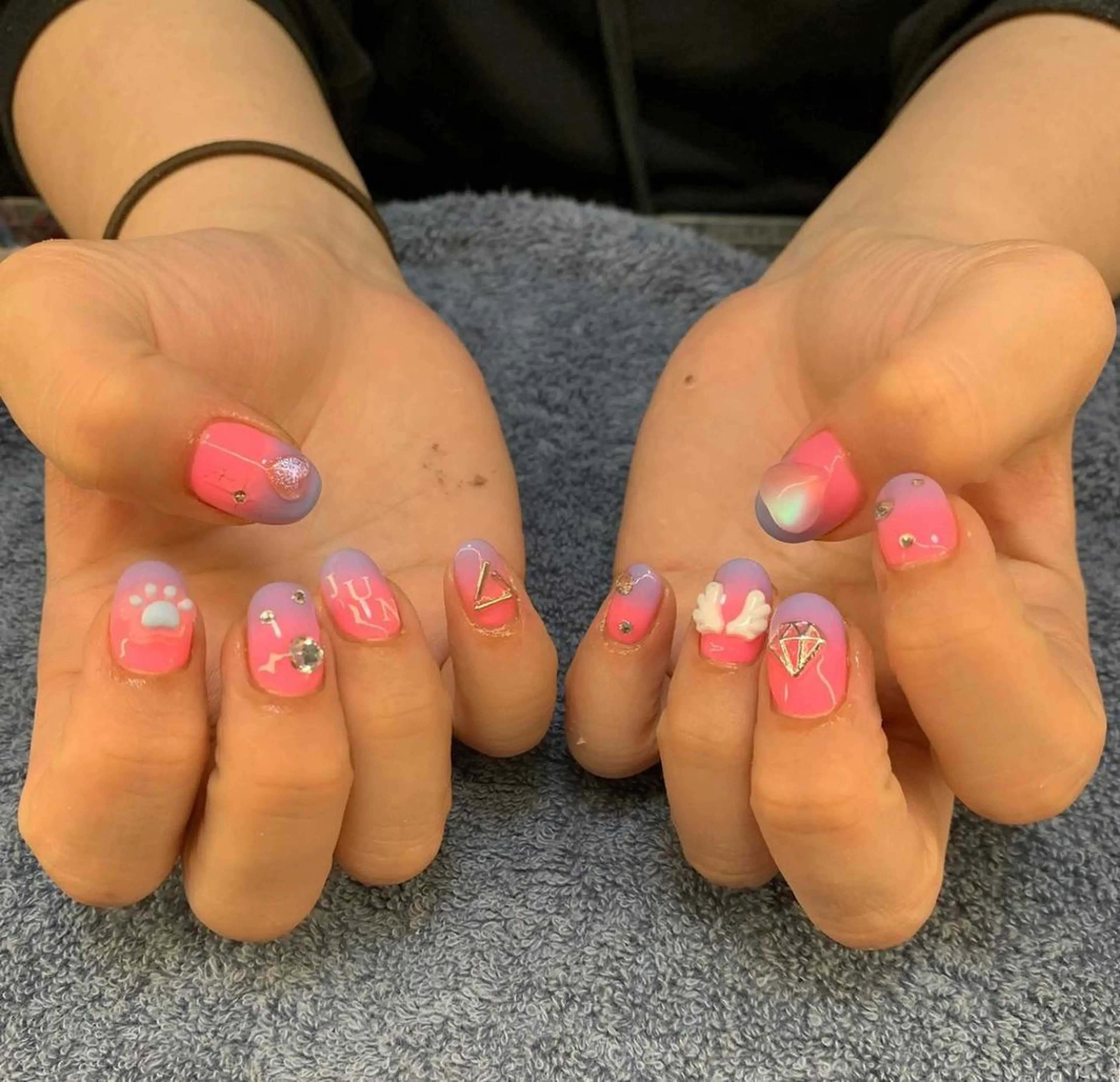 ネイル ハンドネイル フットネイル MHR nailのネイルデザイン