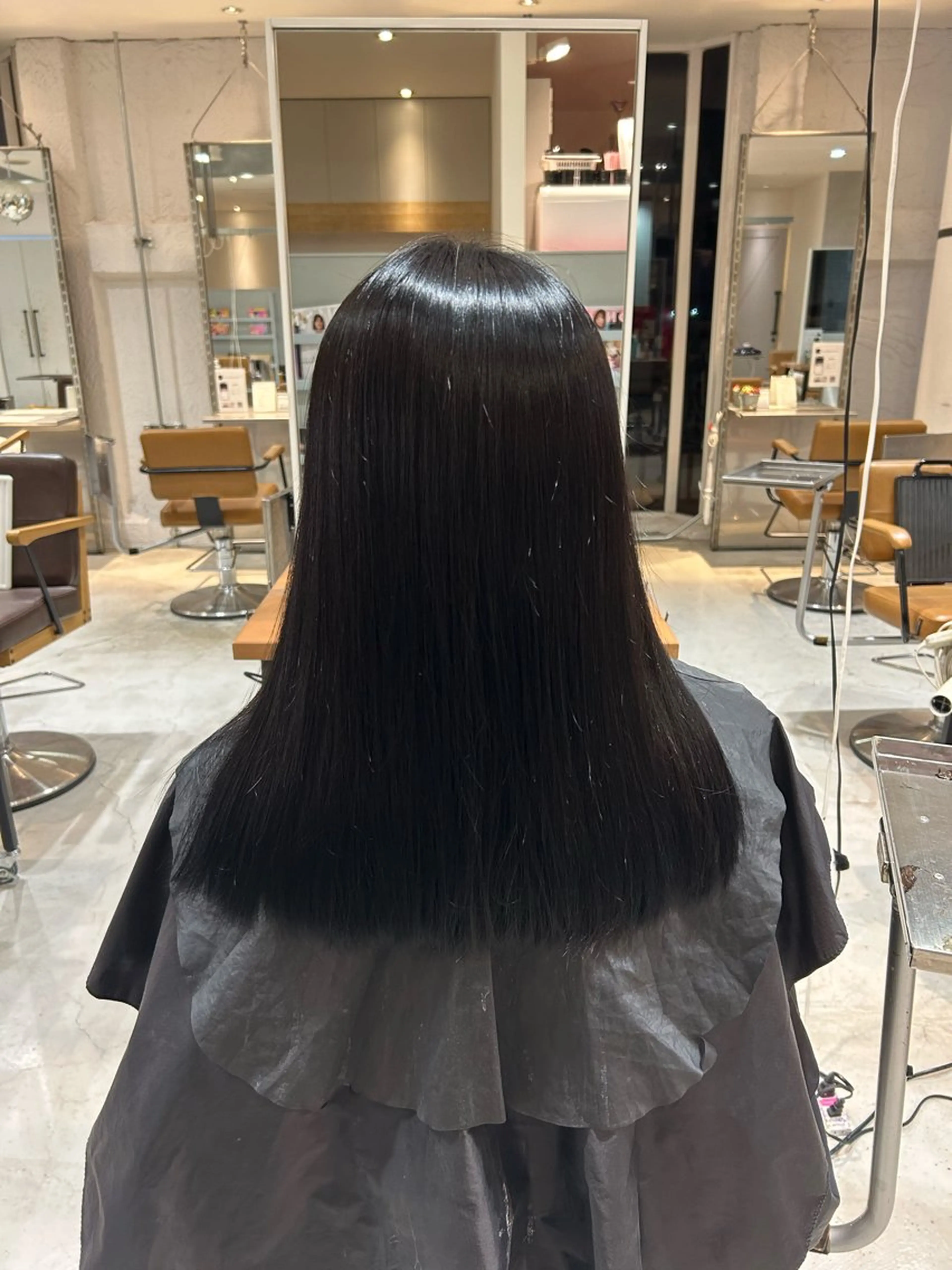セミロング ヘアカラー nano.暖色カラー 🍑ヘアアレンジのヘアスタイル