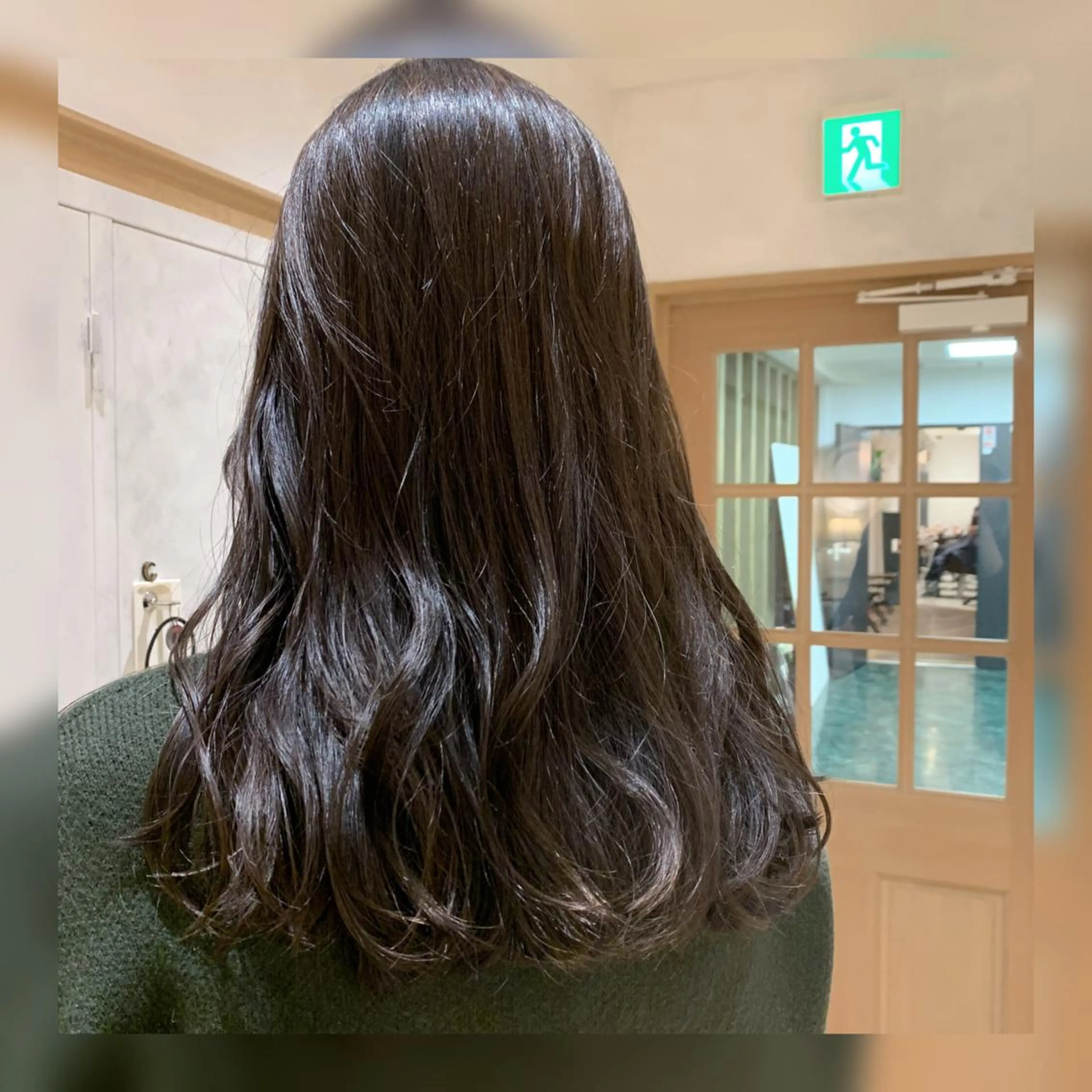 ロング カラー TriumpH天王寺店【ミルボンAujua認定サロン】所属・SAKI🐈⬛【 HAPPY届けます】のヘアスタイル