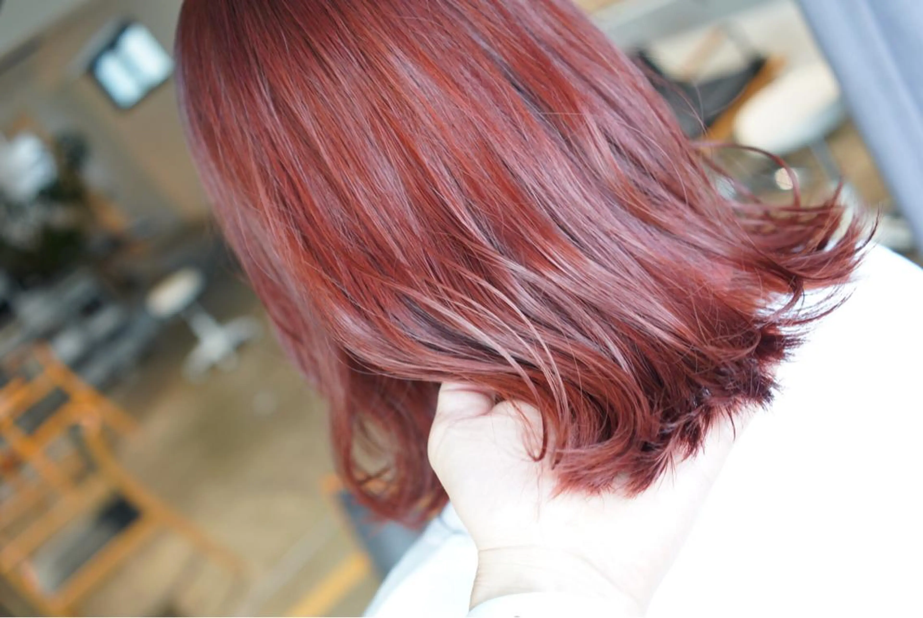 ミディアム カラー ピンクカラー ヘアカラー トリートメント ハイトーン/レイヤー /ケアブリーチ石川治のヘアスタイル