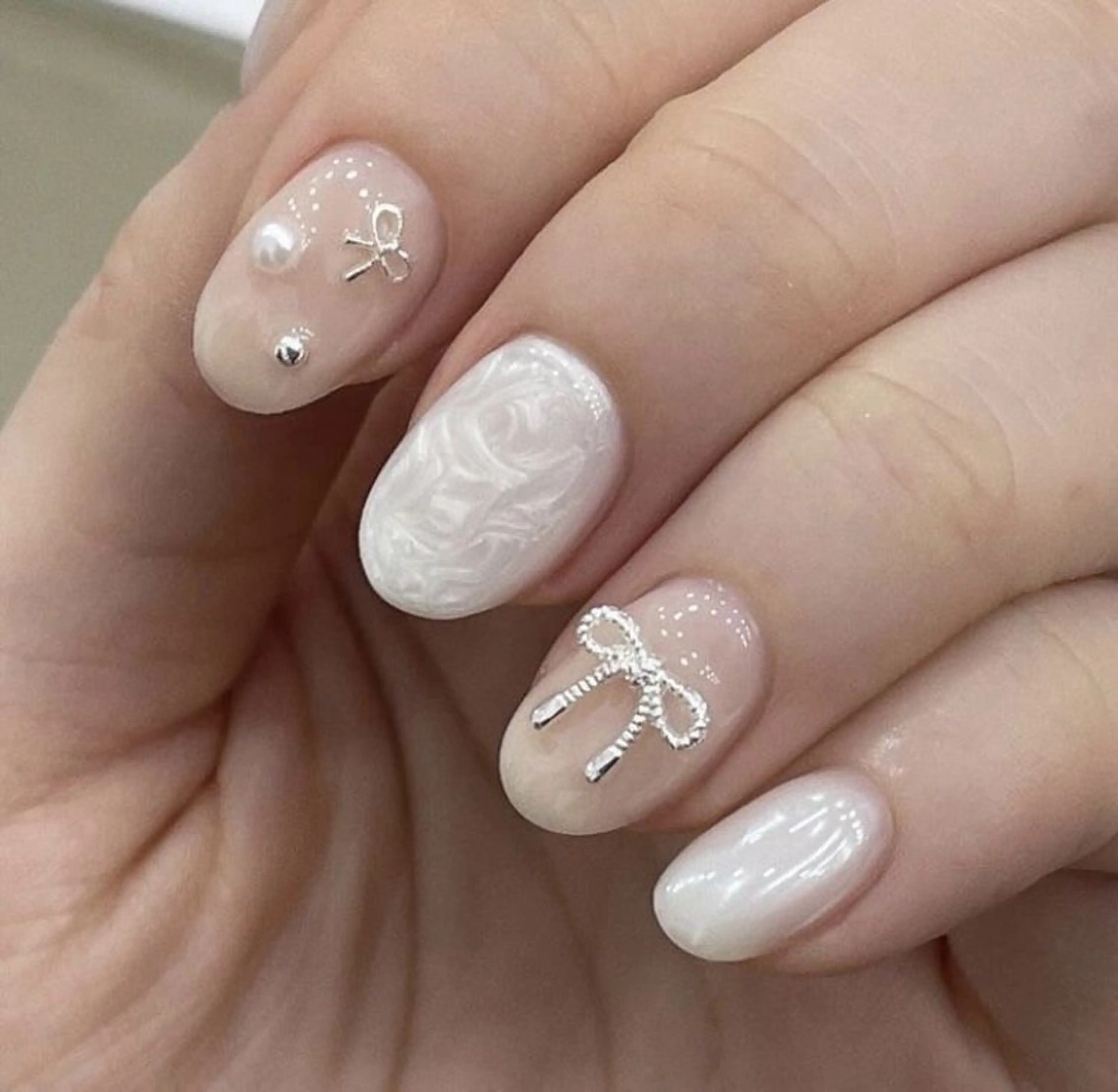ネイル ハンドネイル Luna nailsのネイルデザイン