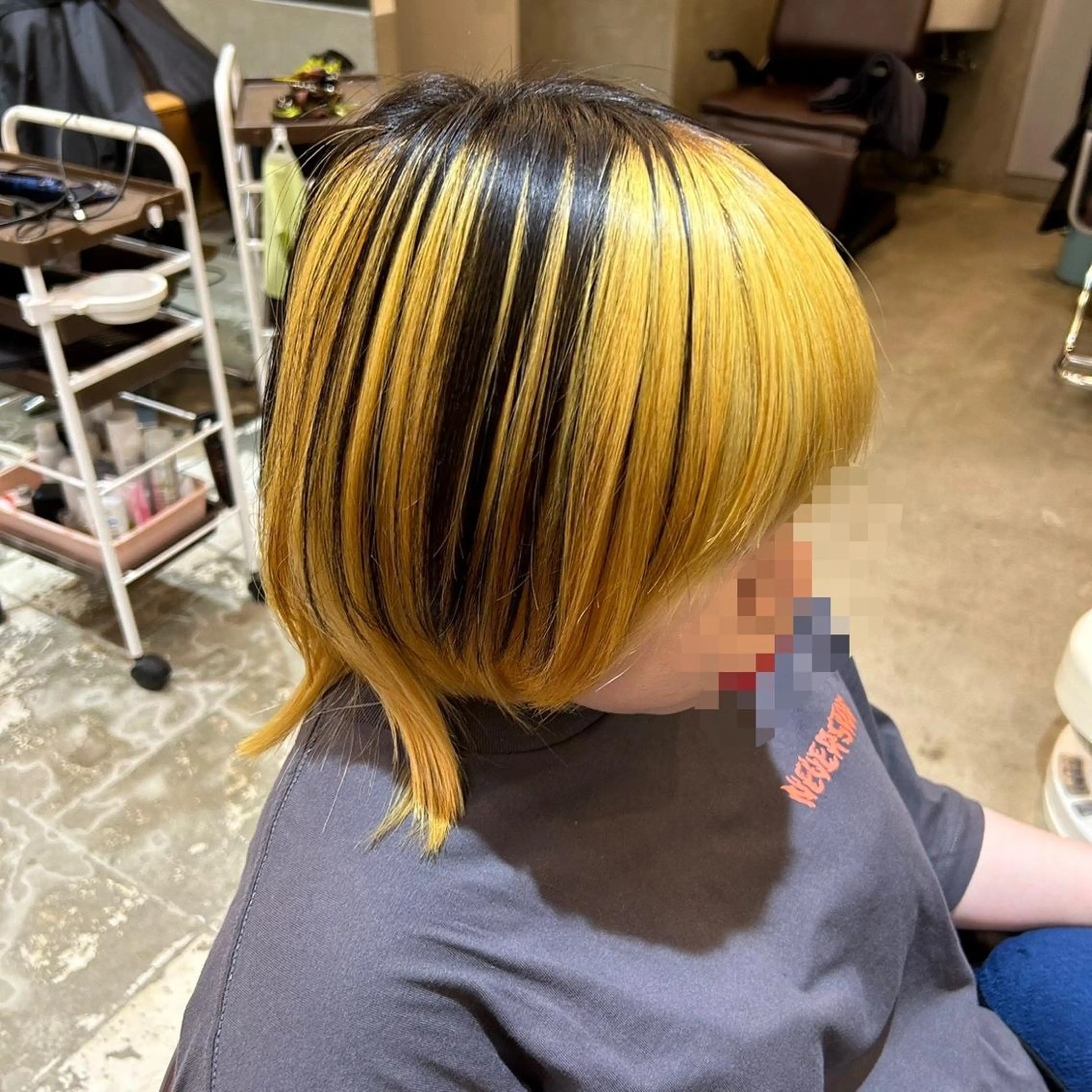 ミディアム カラー カット ヘアカラー トリートメント 若狭 彩花のヘアスタイル