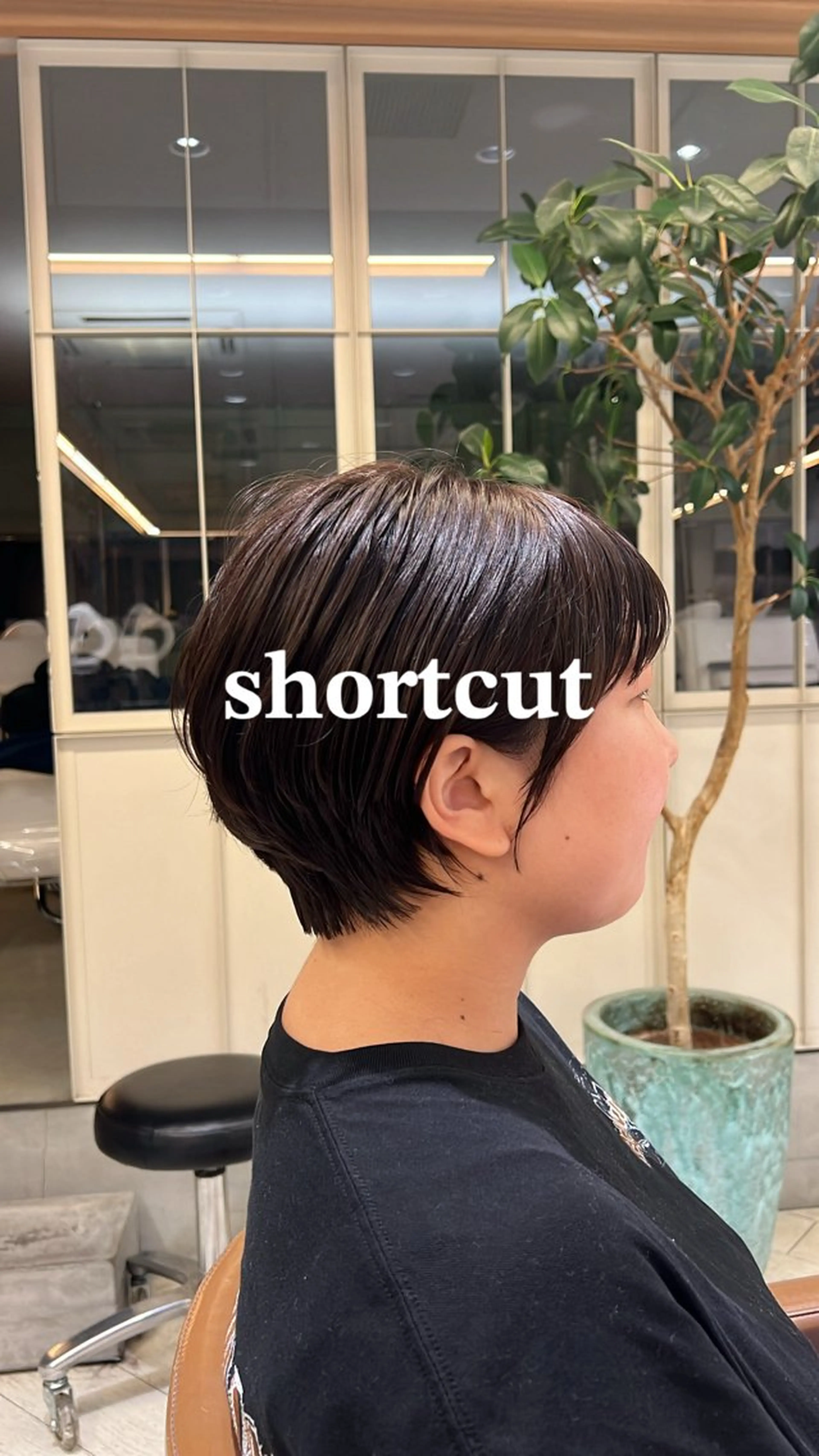 ショート くびれヘア ショートヘア 大人ショートヘア /宮本セナのヘアスタイル