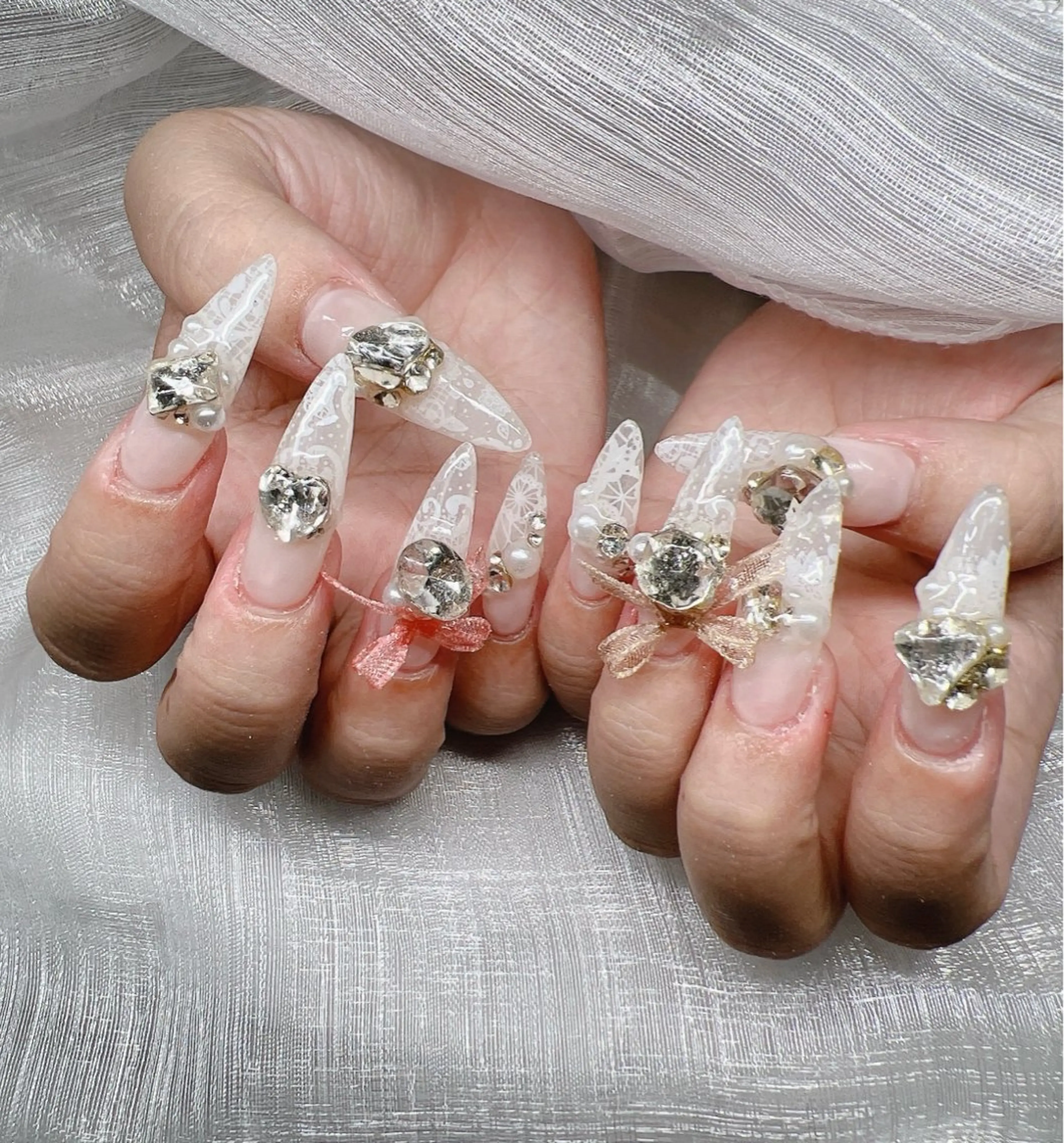 ネイル 長さ出し グラデーション 卒業式 キラキラネイル マグネットネイル ハンドネイル Lee Nailsのネイルデザイン