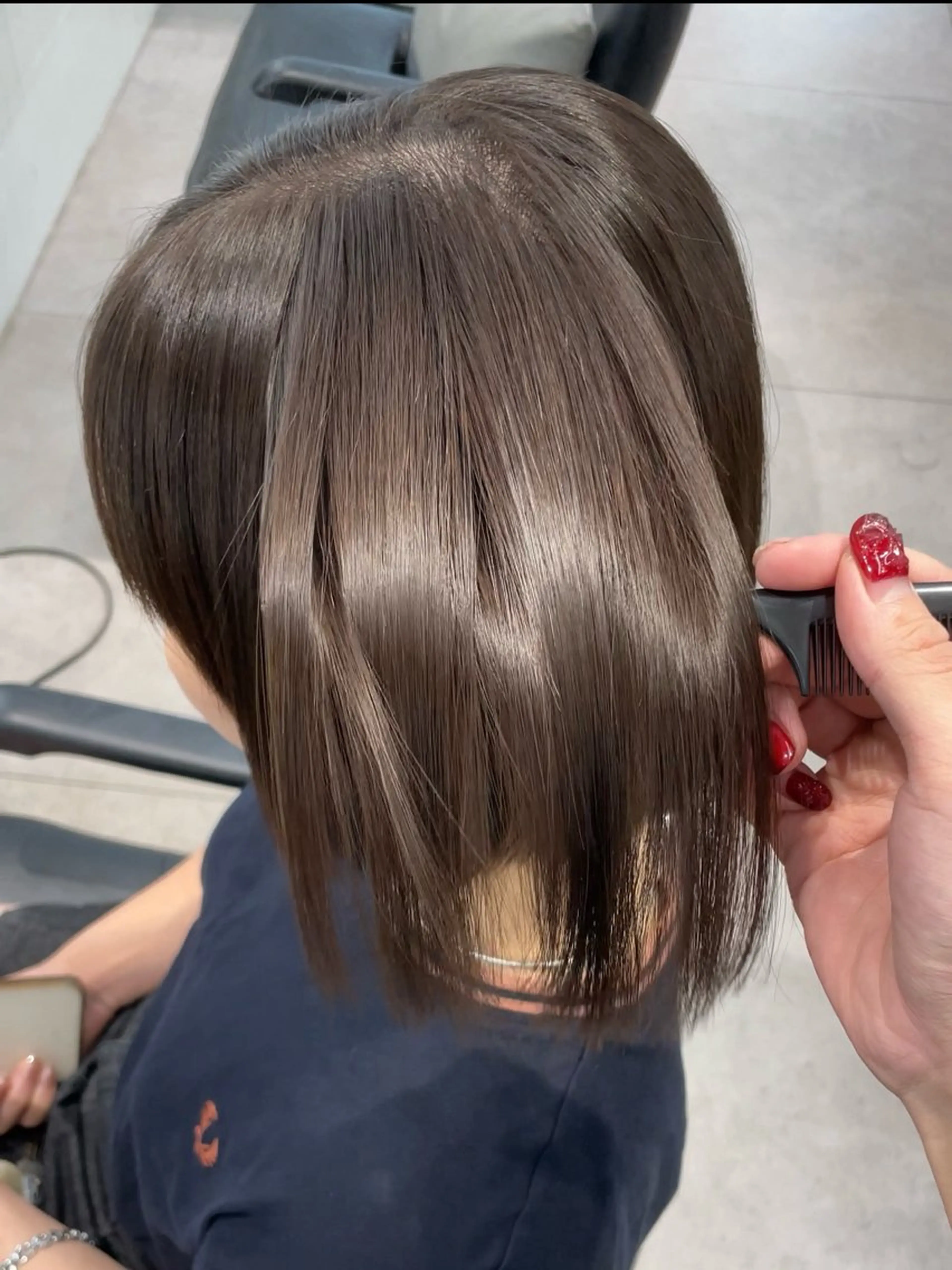 ミディアム カラー ベージュカラー オリーブベージュ オリーブカラー 髪質改善 縮毛矯正 ヘアカラー 縮毛矯正 トリートメント 🌊海外ハイライト リタッチ/縮毛矯正のヘアスタイル