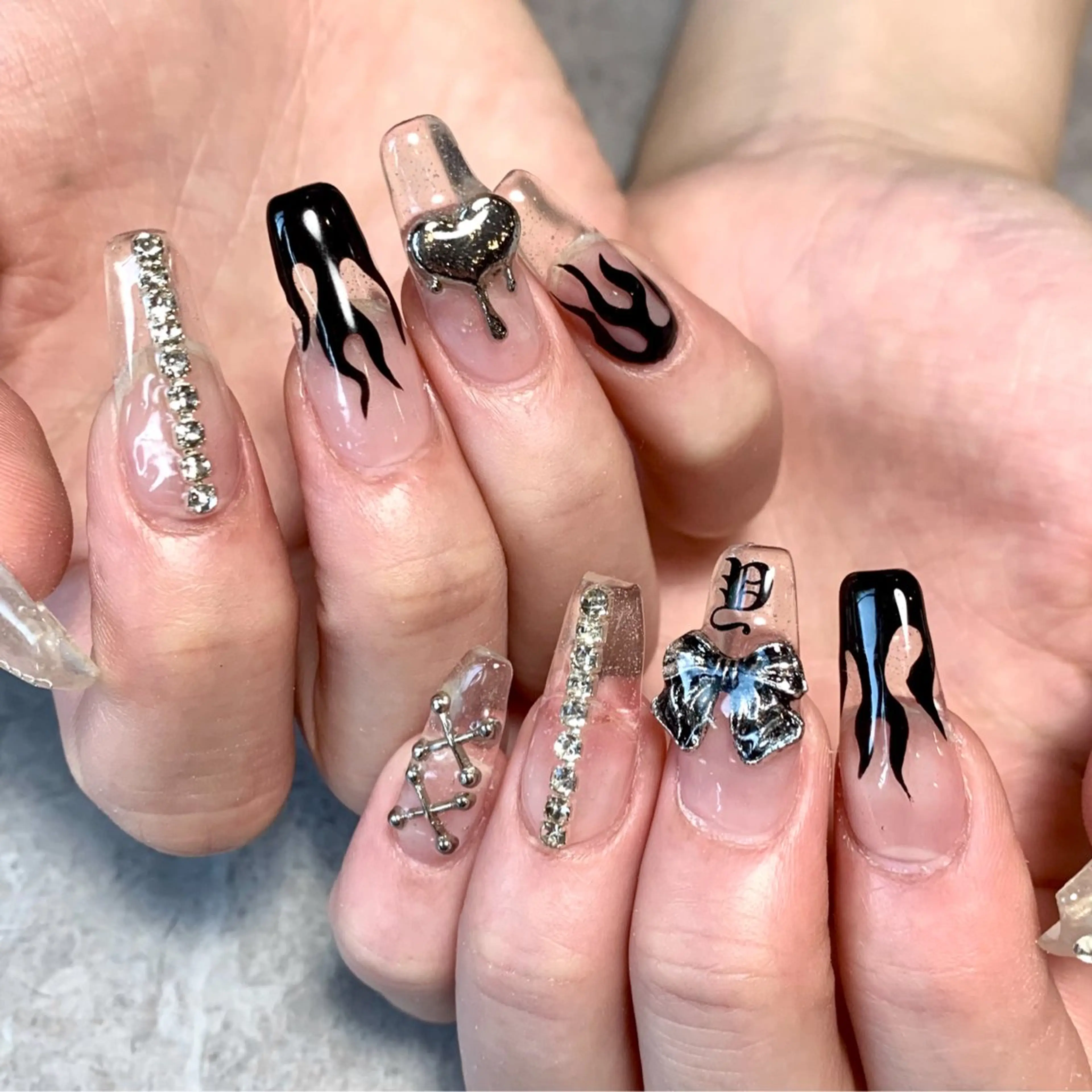 ネイル クリアネイル キラキラネイル 夏ネイル ハンドネイル Nail Salon Lillion【リリオン】所属・lillion karenのネイルデザイン