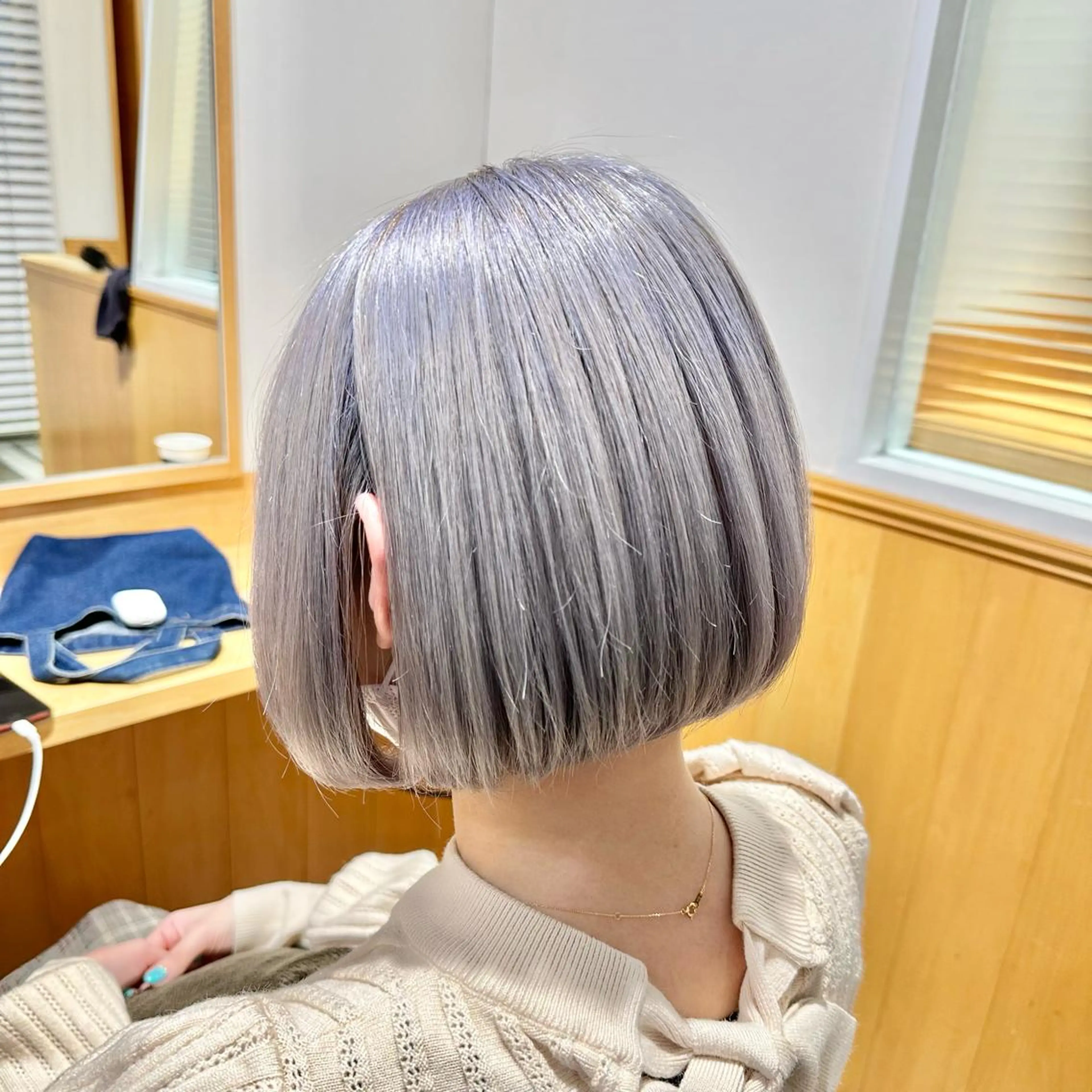 ショート ヘアカラー 🌈神バズり 100%色🌈のヘアスタイル