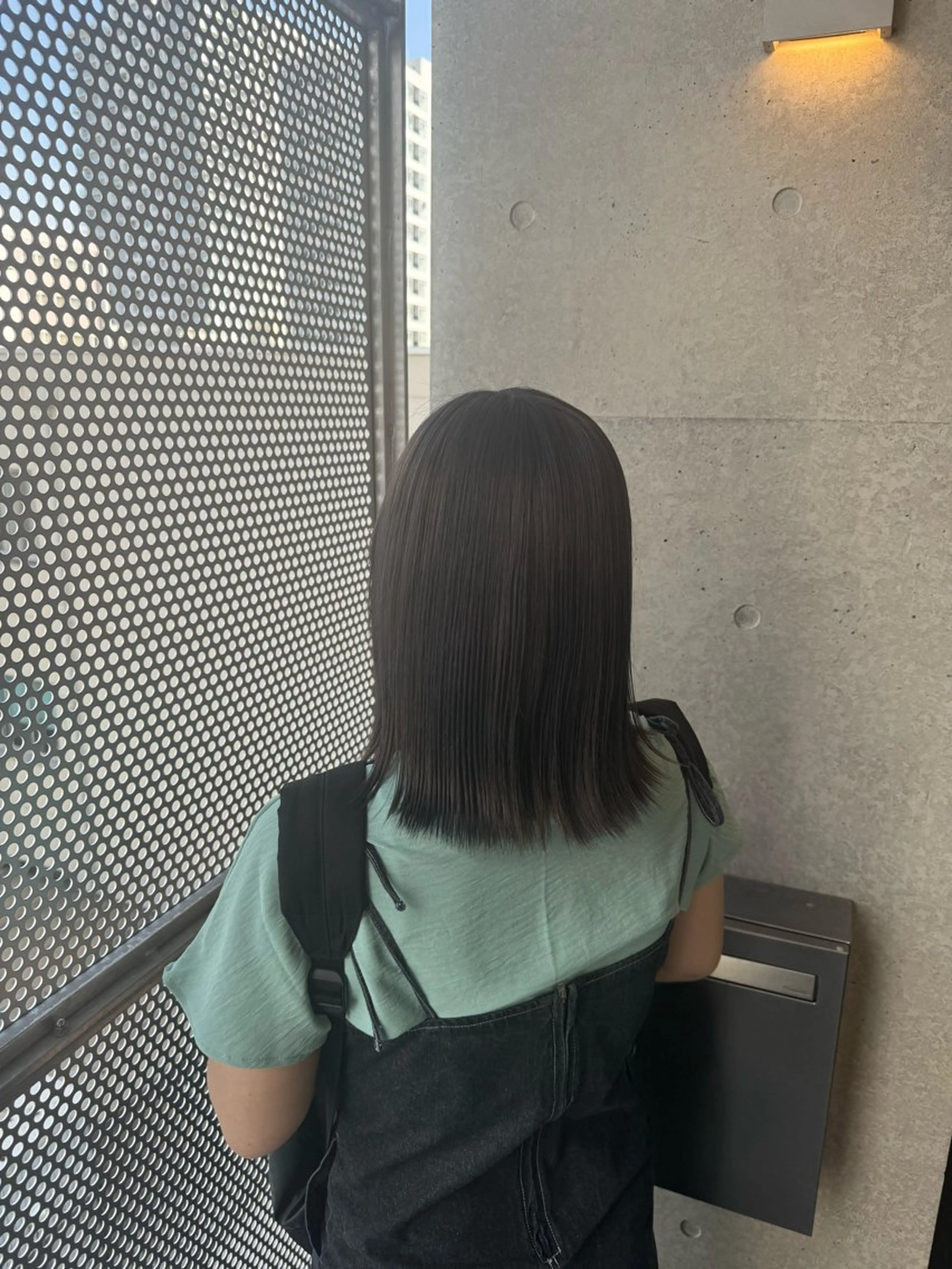ミディアム カラー ヘアカラー トリートメント 髙橋 李里亜のヘアスタイル