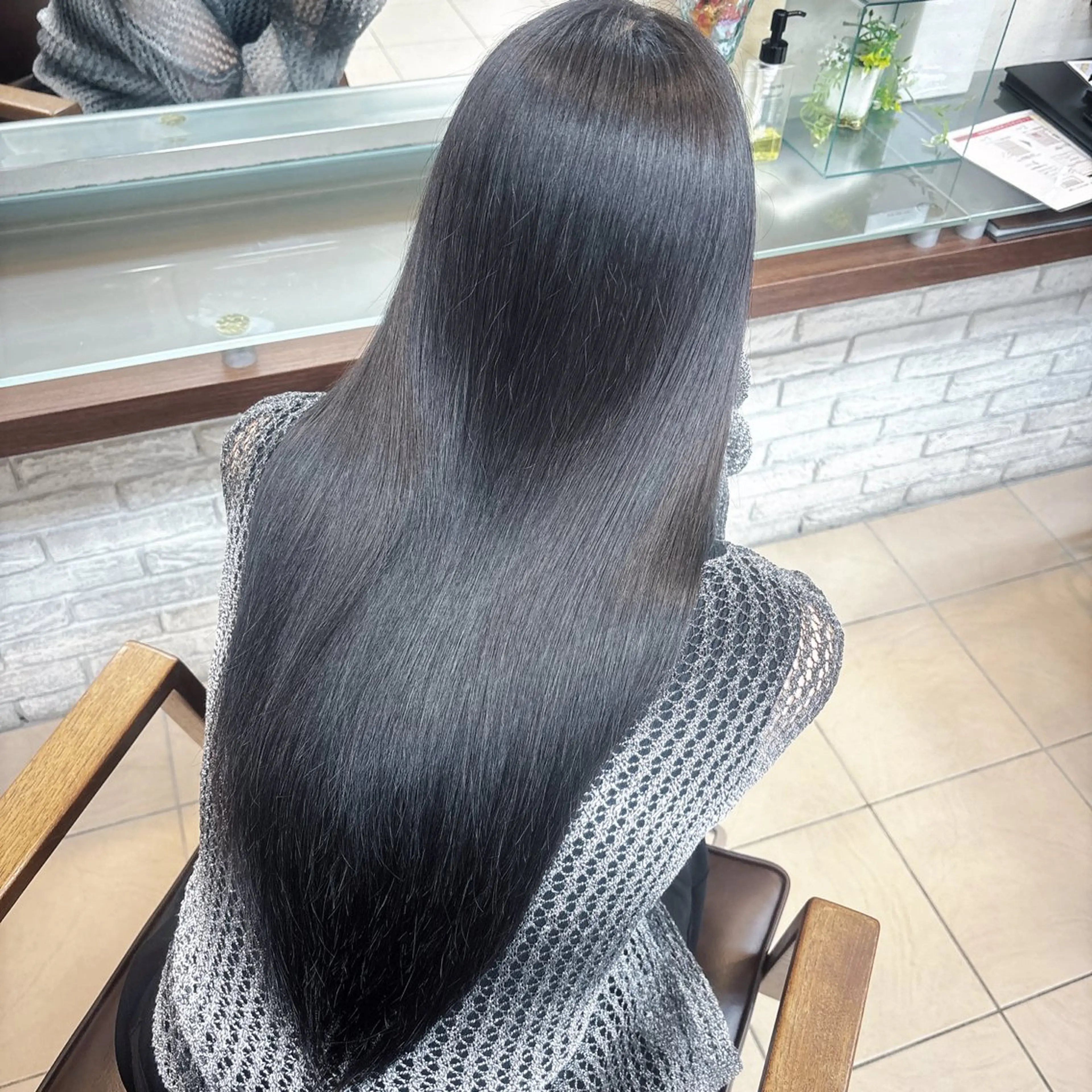 セミロング カラー ヘアカラー トリートメント 透明感カラー🫧_ mahiru🦋のマツエク・マツパデザイン