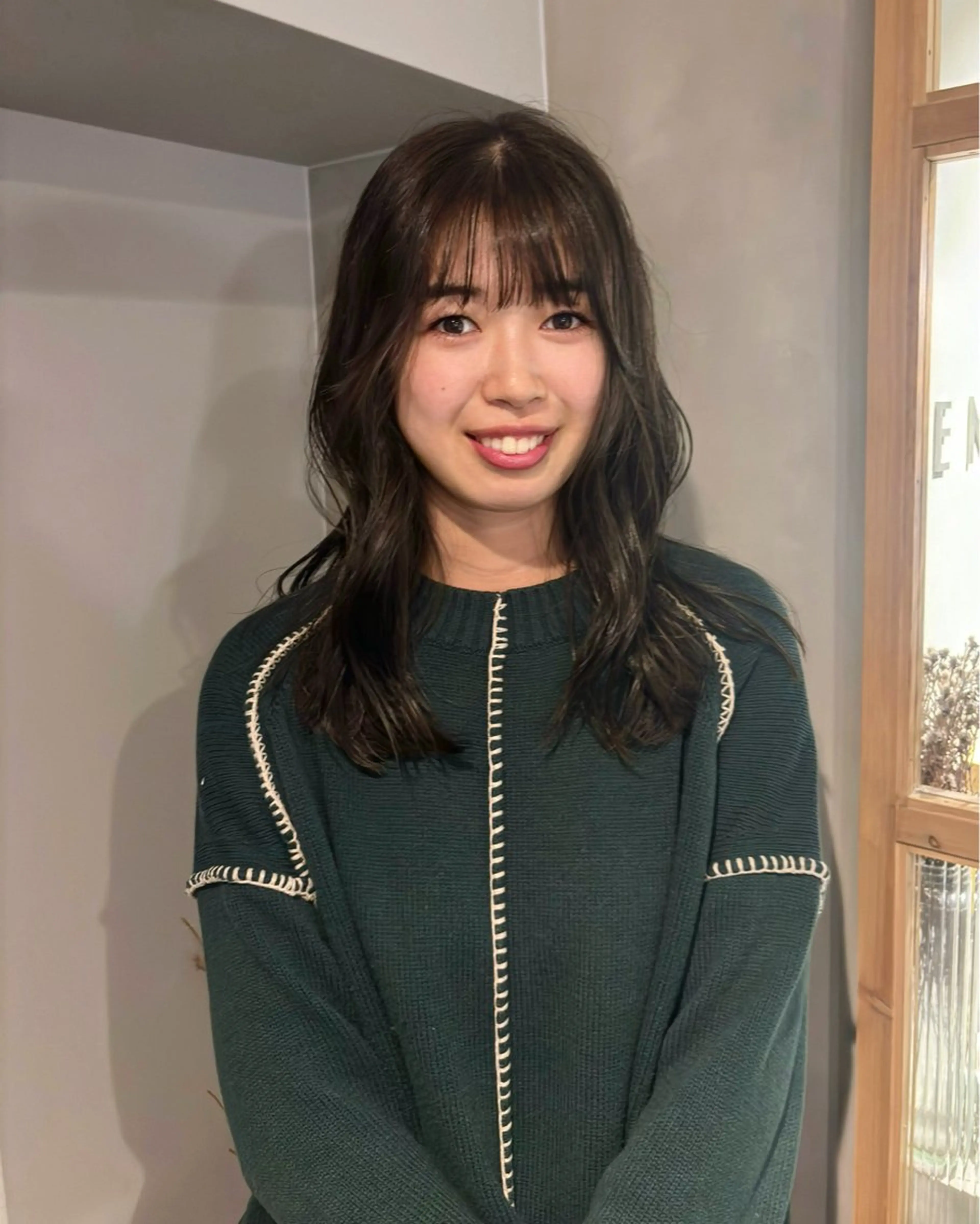 ロング 伊藤 愛里のヘアスタイル