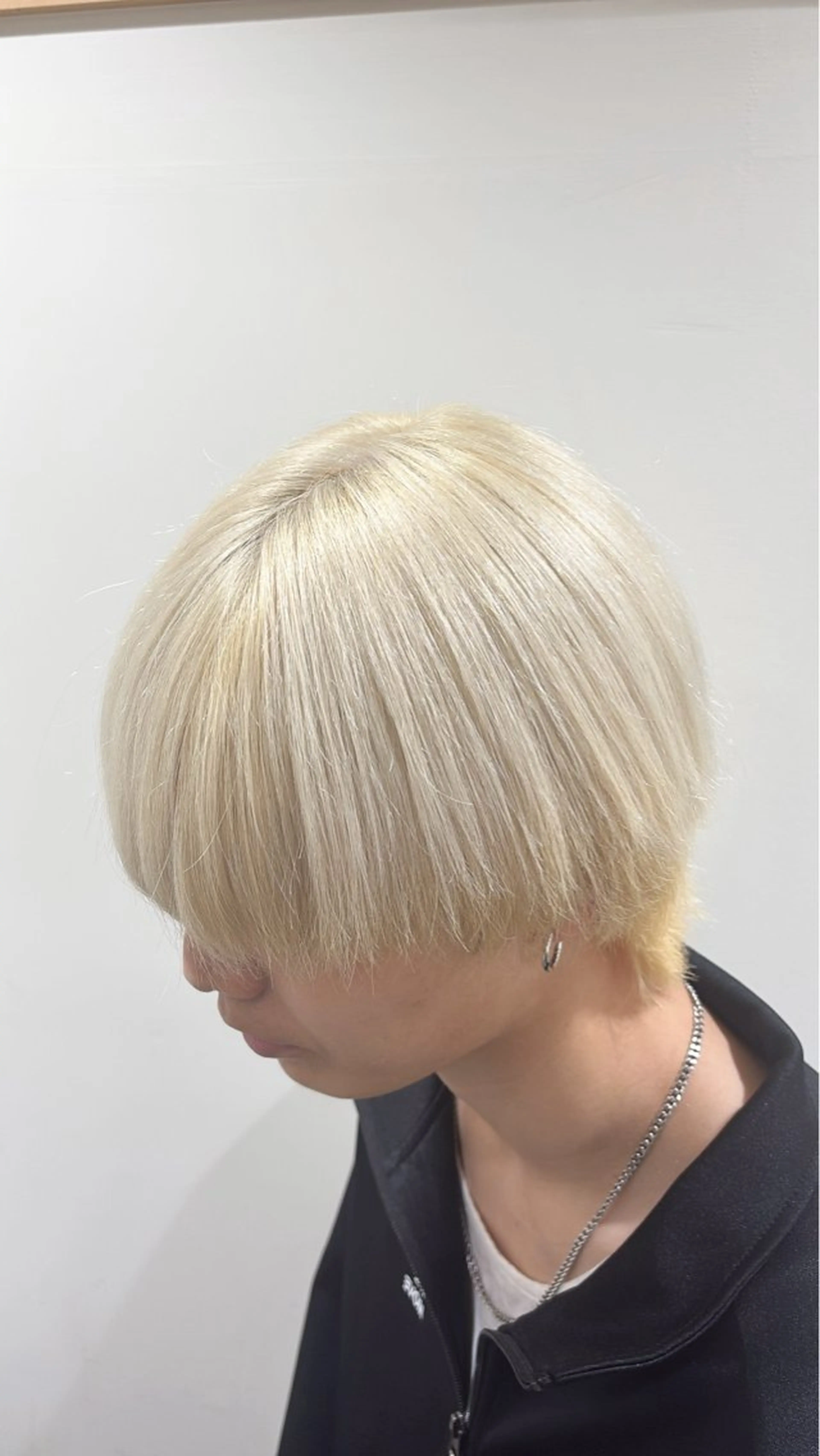カラー メンズ ヘアカラー トリートメント ヘッドスパ ブリーチ特化/透明感 カラー森山陽向のヘアスタイル