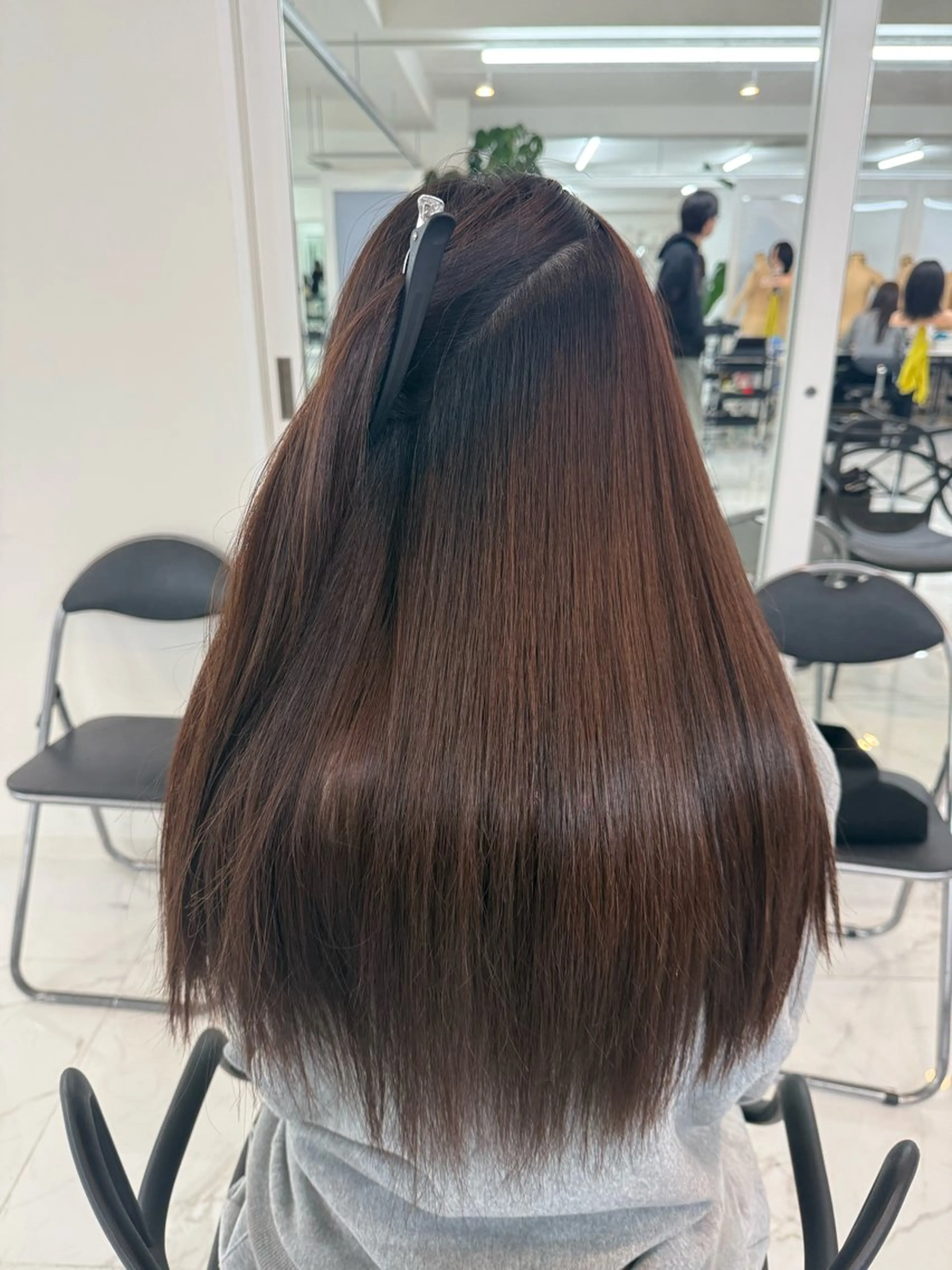 ロング カット 縮毛矯正 りっきー🦋矯正 烏丸/縮毛矯正のヘアスタイル