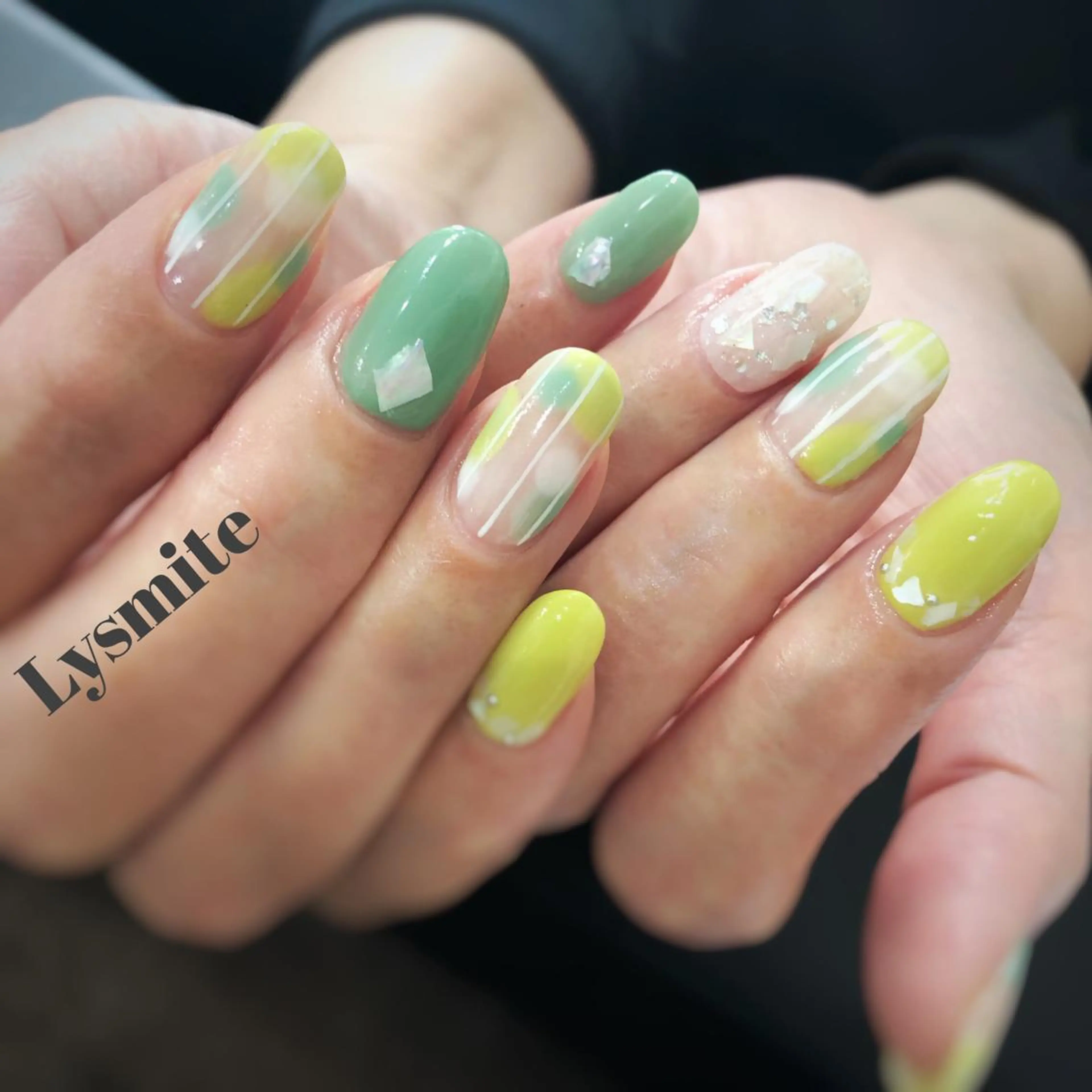 ネイル ピスタチオネイル Lysmite所属・岩本 美香のネイルデザイン