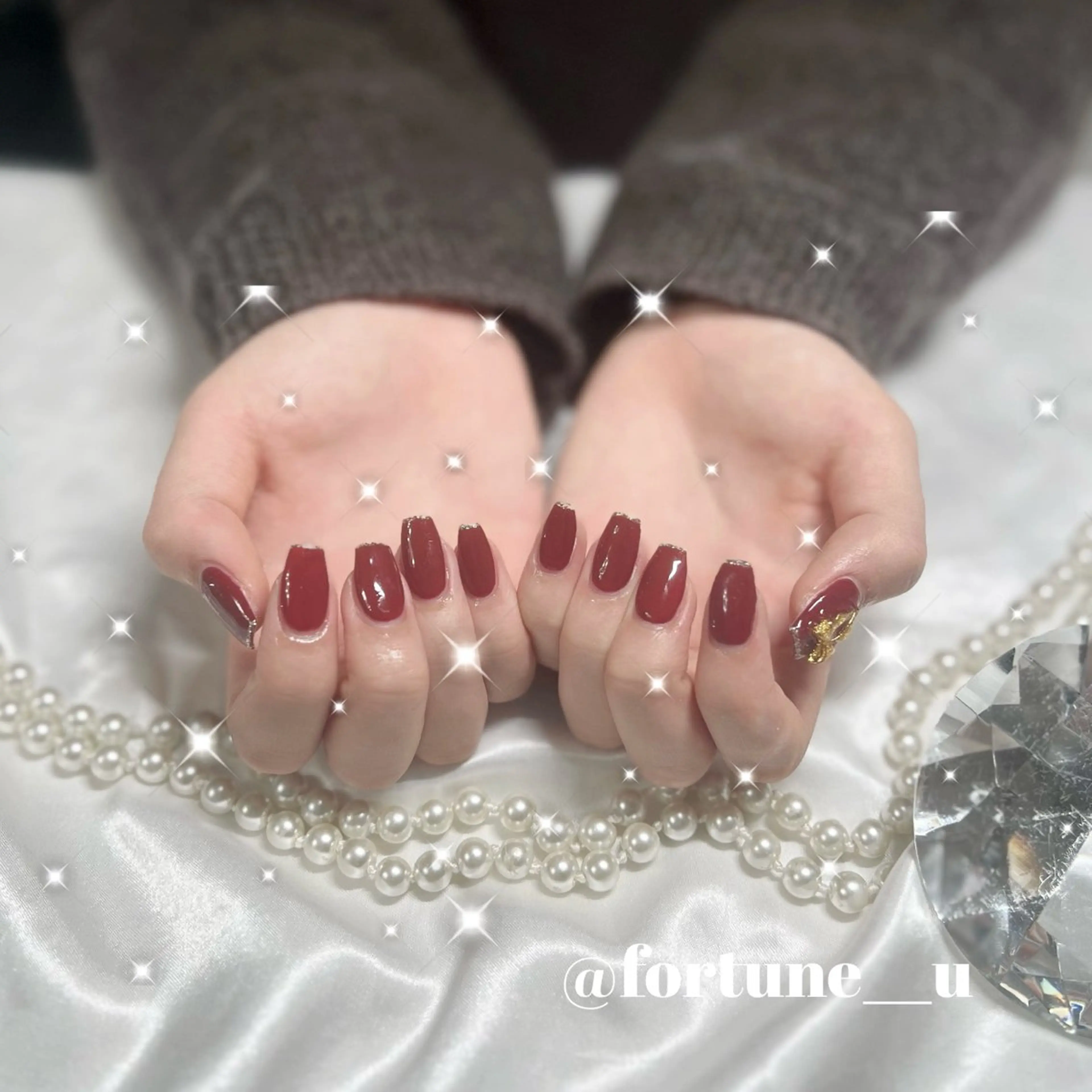 ネイル チークネイル ガーリー 韓国ネイル 水色 持ち込み ハンドネイル 💜 Yuuna💜のネイルデザイン