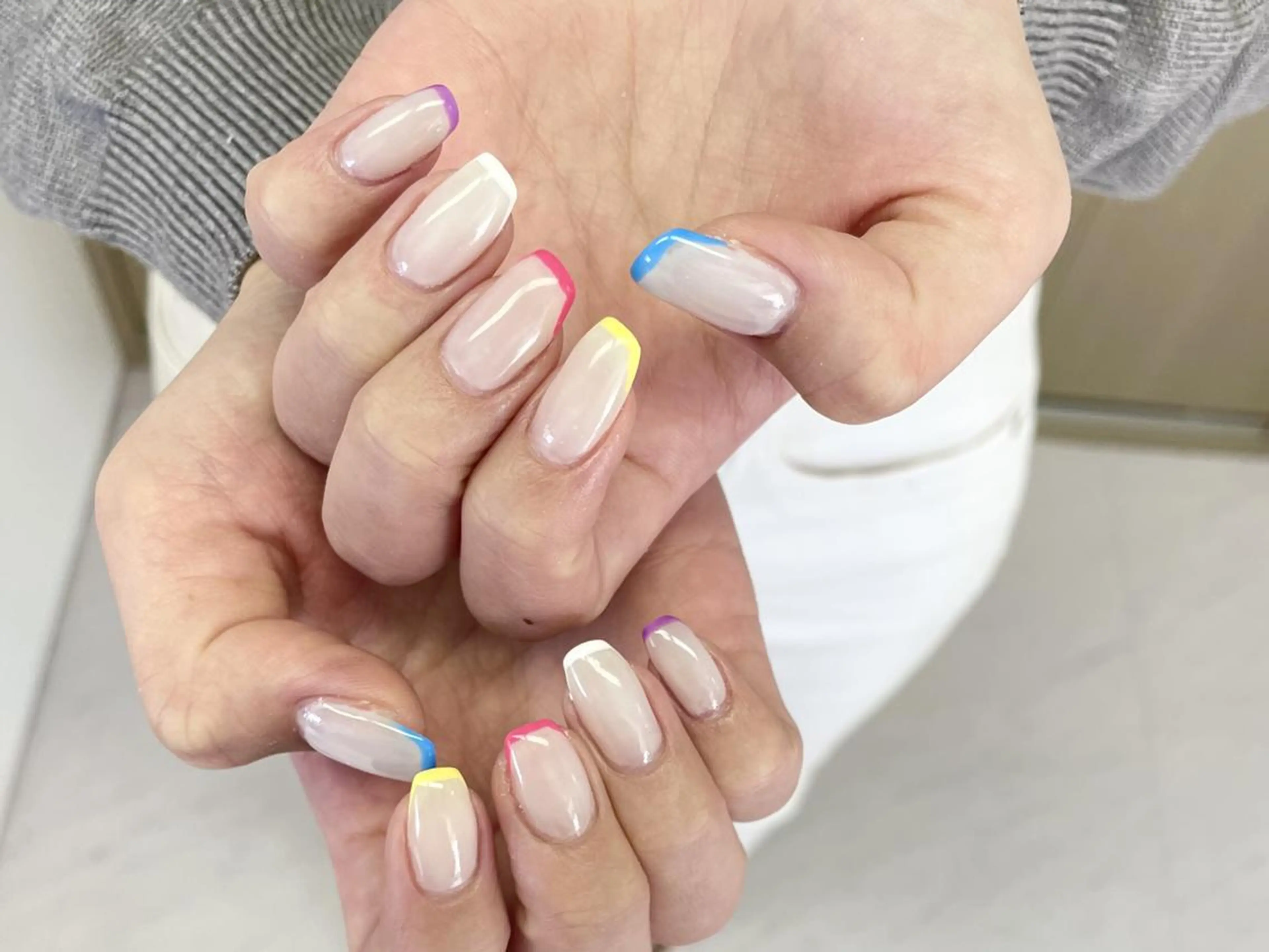 ネイル オーロラネイル チークネイル フットネイル フレンチネイル ガラスフレンチ ハンドネイル 大阪福島　SeneL Sayaka🤍🐩のマツエク・マツパデザイン