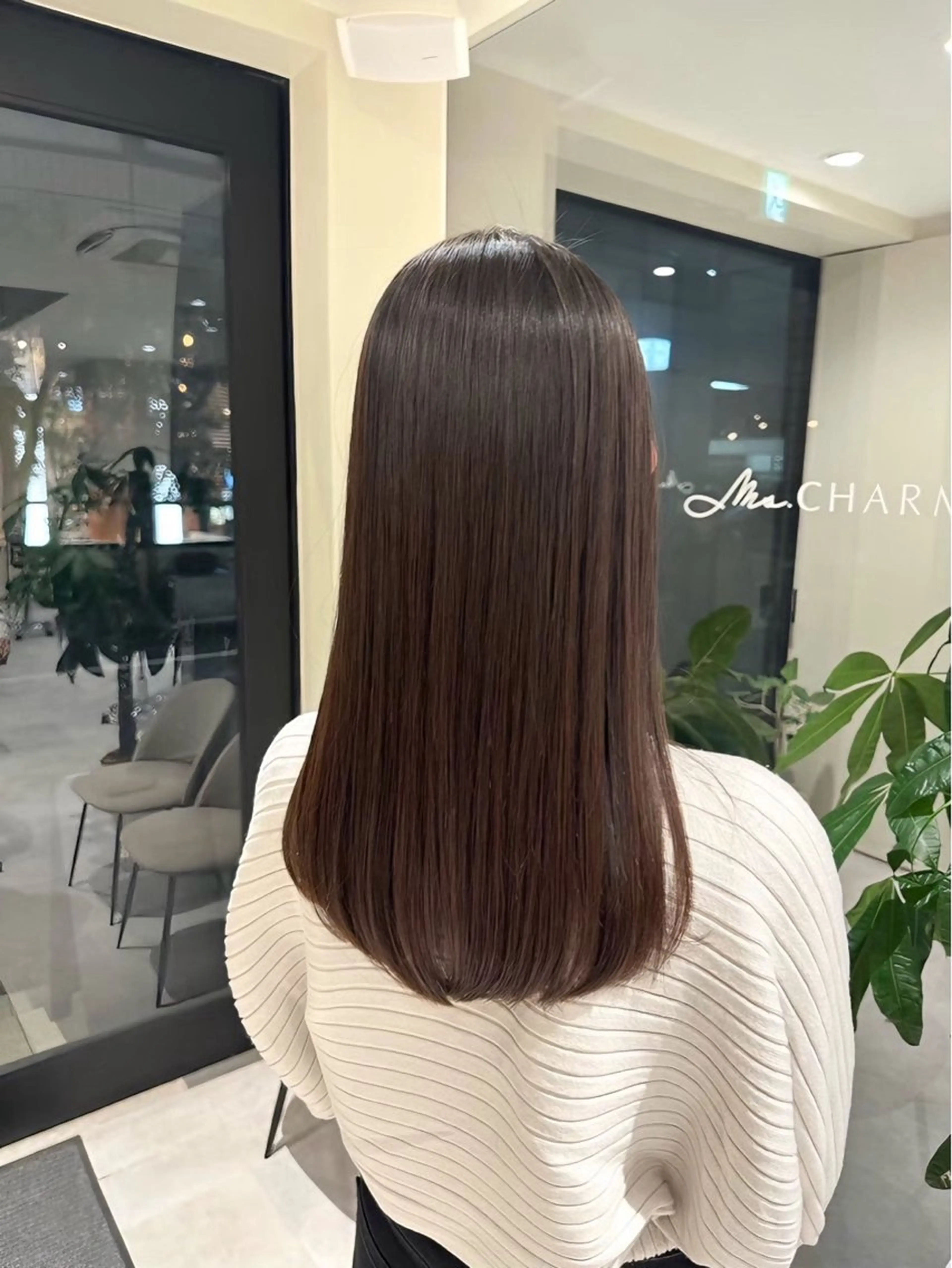 セミロング カラー 似合わせカット 小顔カット 縮毛矯正 カット ヘアカラー 青山/駅近/徒歩1分 表参道/小顔カットのヘアスタイル