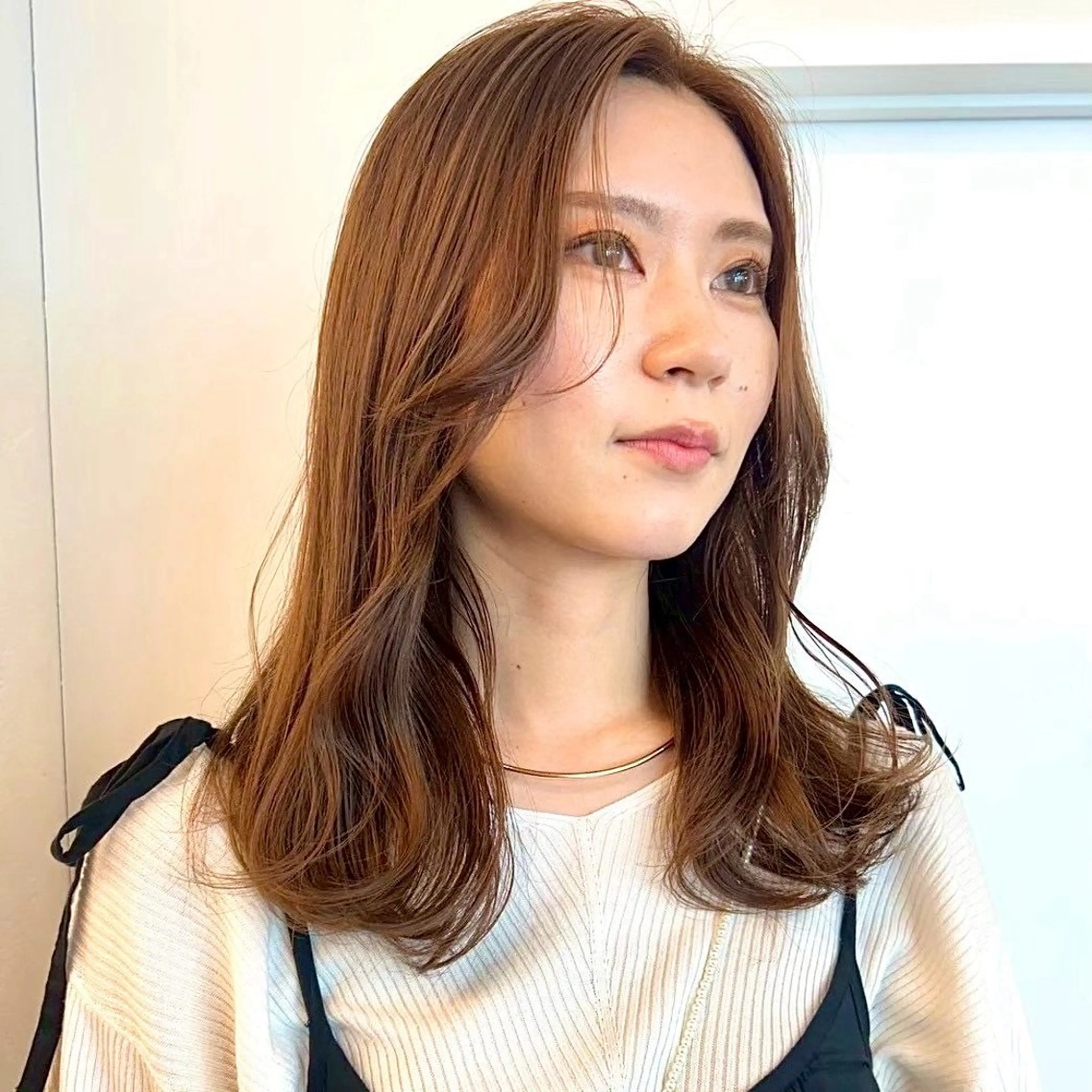 ミディアム カット ヘアカラー 北島 遥香🫧インナ ー /ベージュカラーのヘアスタイル