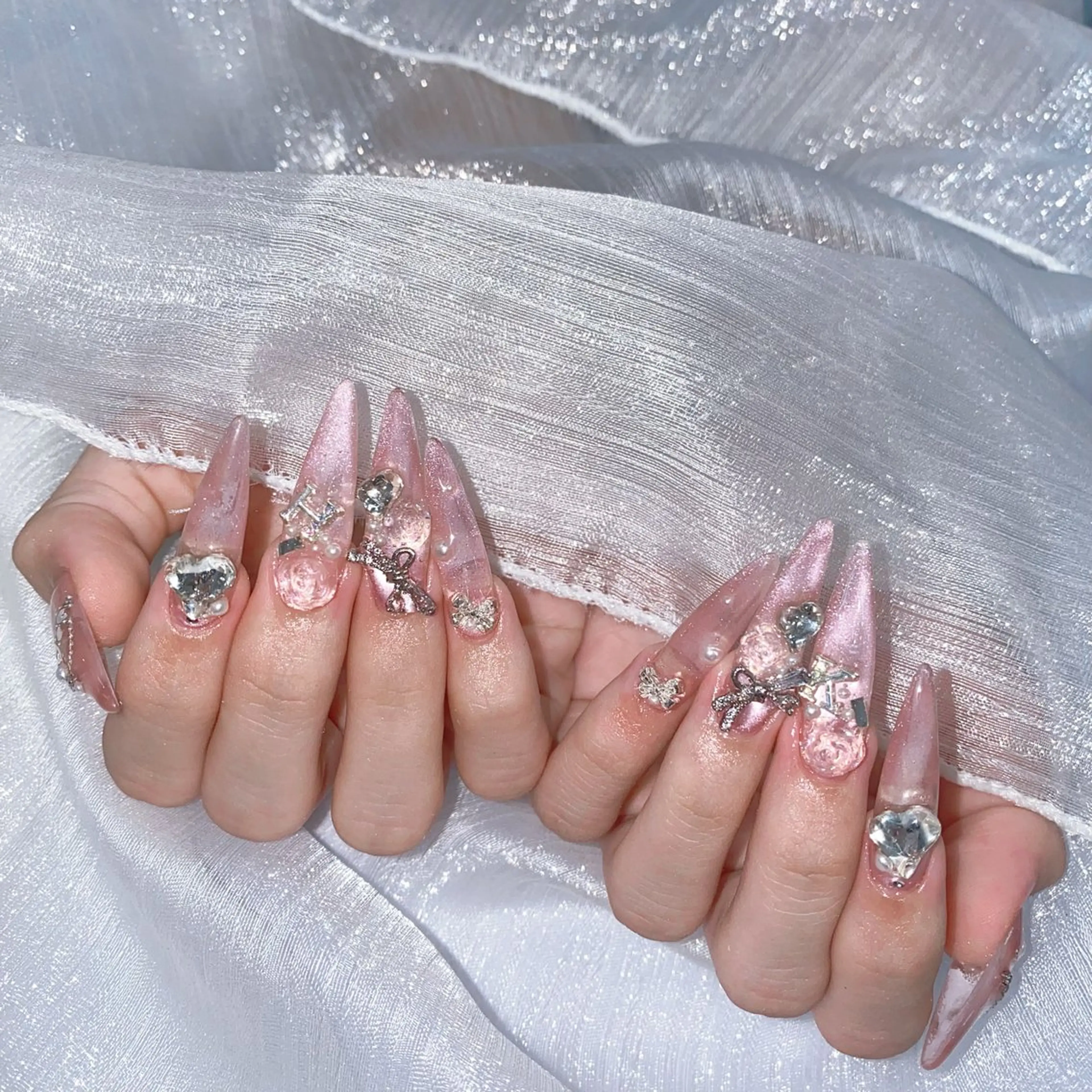 ネイル Annailsalon所属・E miのネイルデザイン