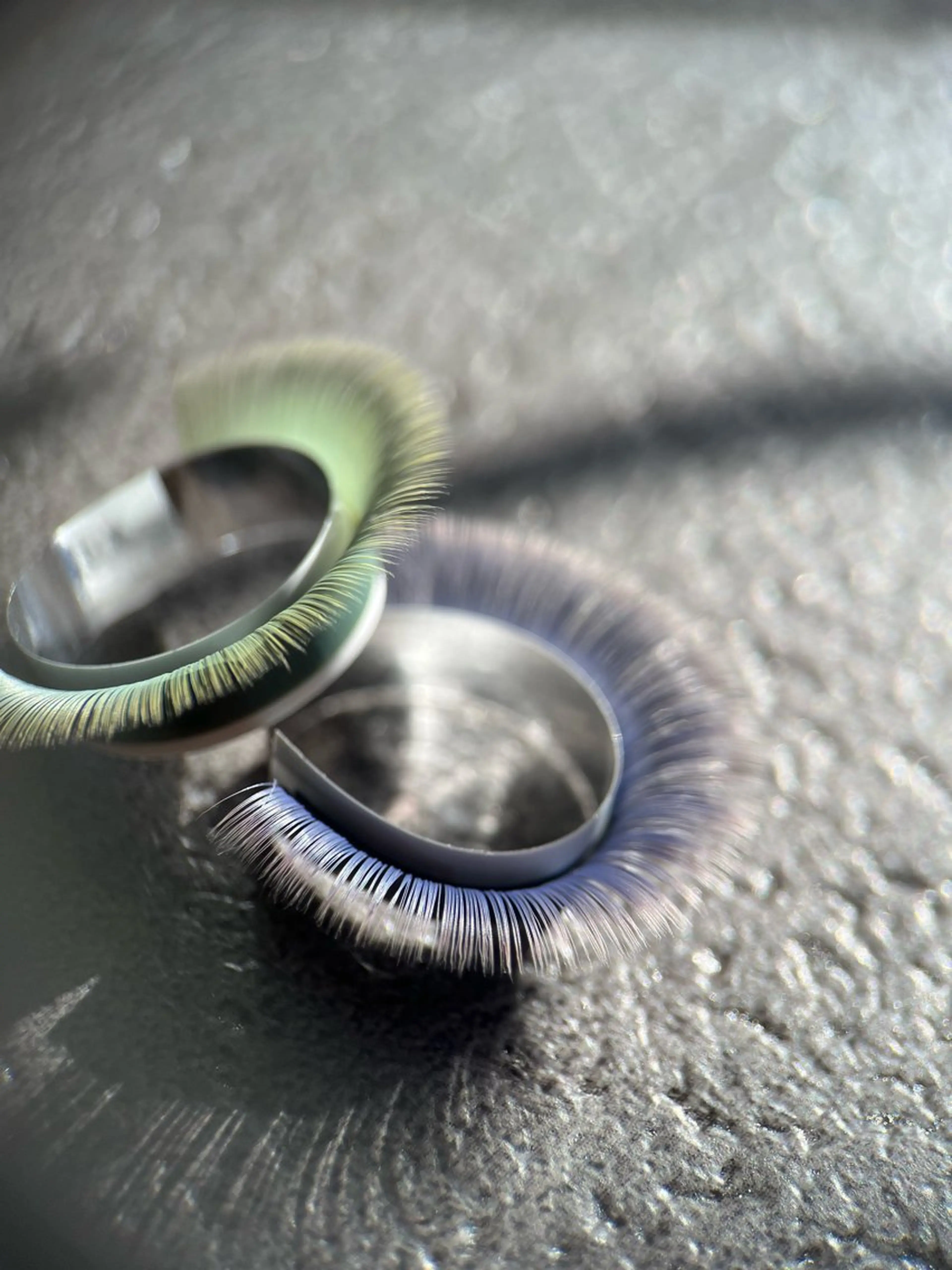 マツエク・マツパ カラーマツエク マツエク LOOPER所属・mzh ...のネイルデザイン