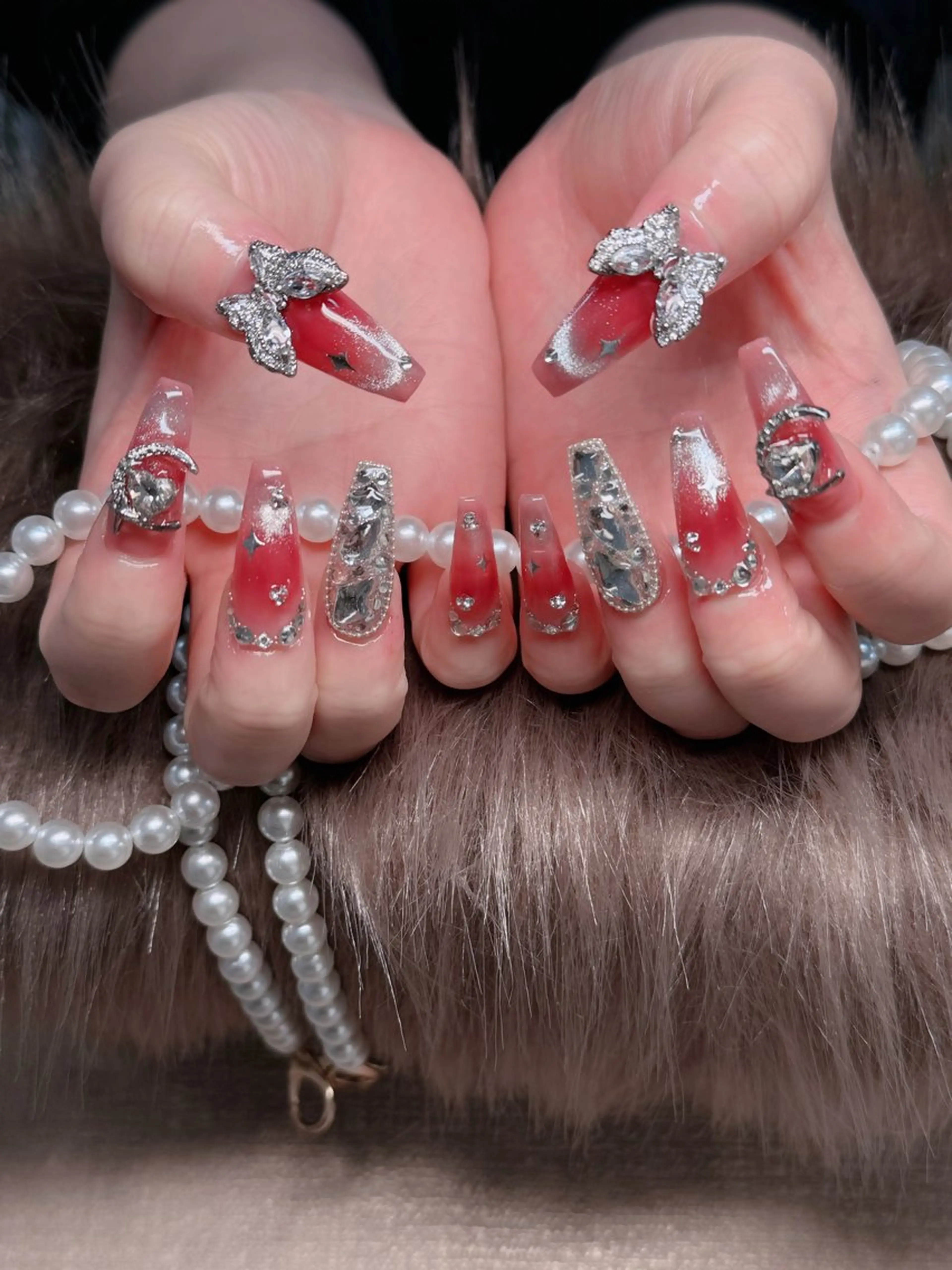 ネイル オーロラネイル フレンチネイル ジェルネイル ハロウィン キラキラネイル H.baby Nail Salon所属・H.baby Nail Salonのネイルデザイン