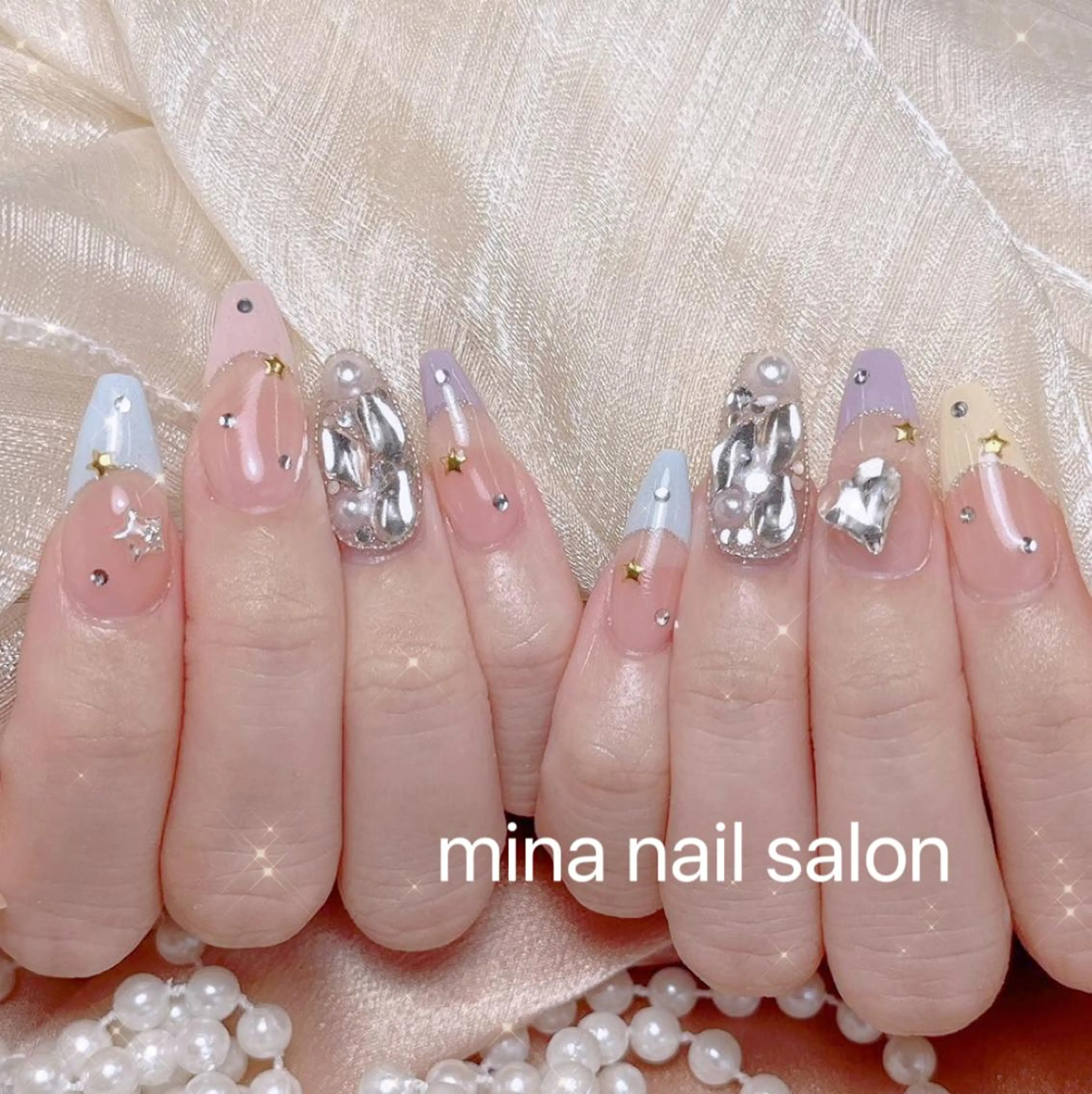 ネイル 🎀まゆ 🪽🐾のネイルデザイン