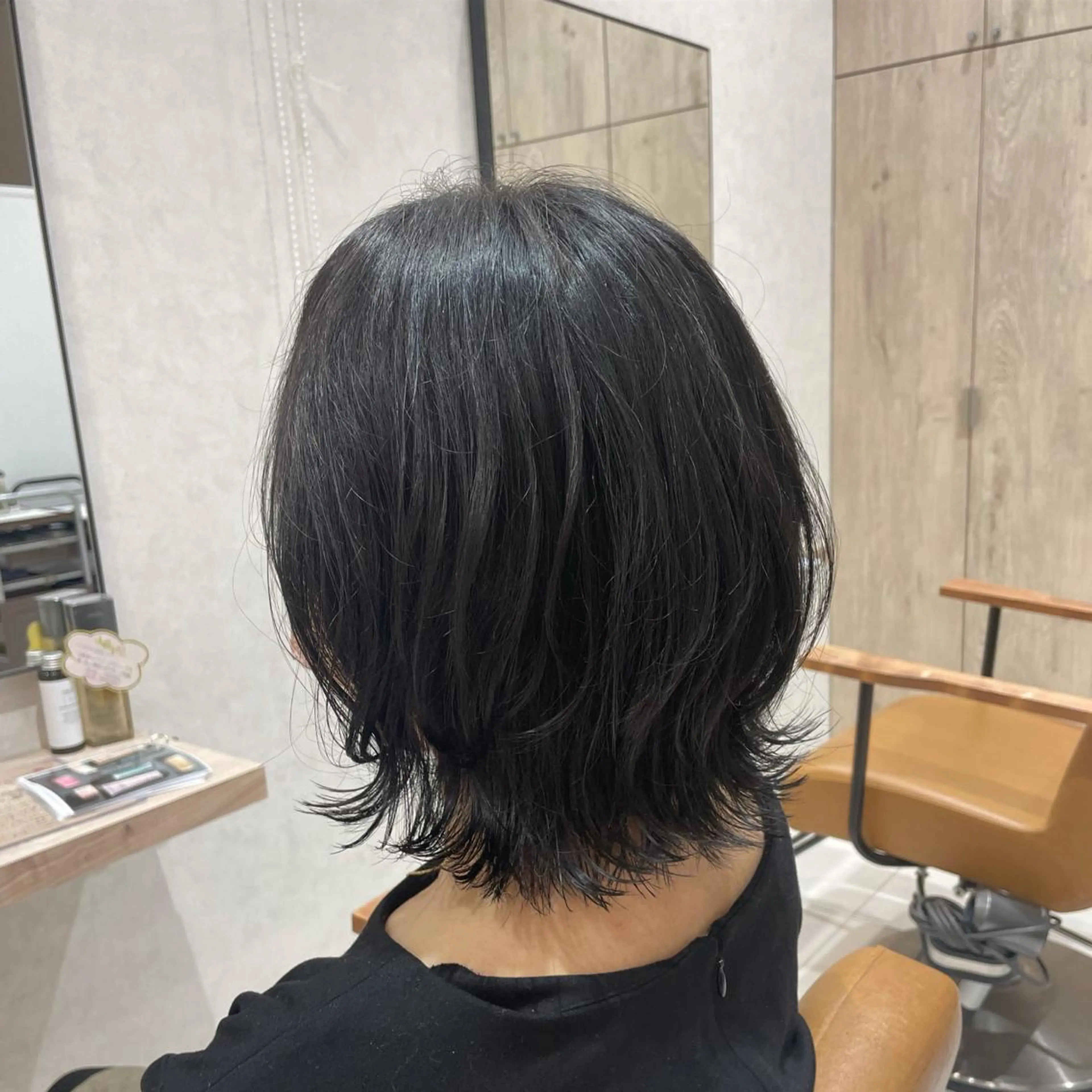 ミディアム カラー くびれヘア 海老名で韓国風 HANA🌷のヘアスタイル