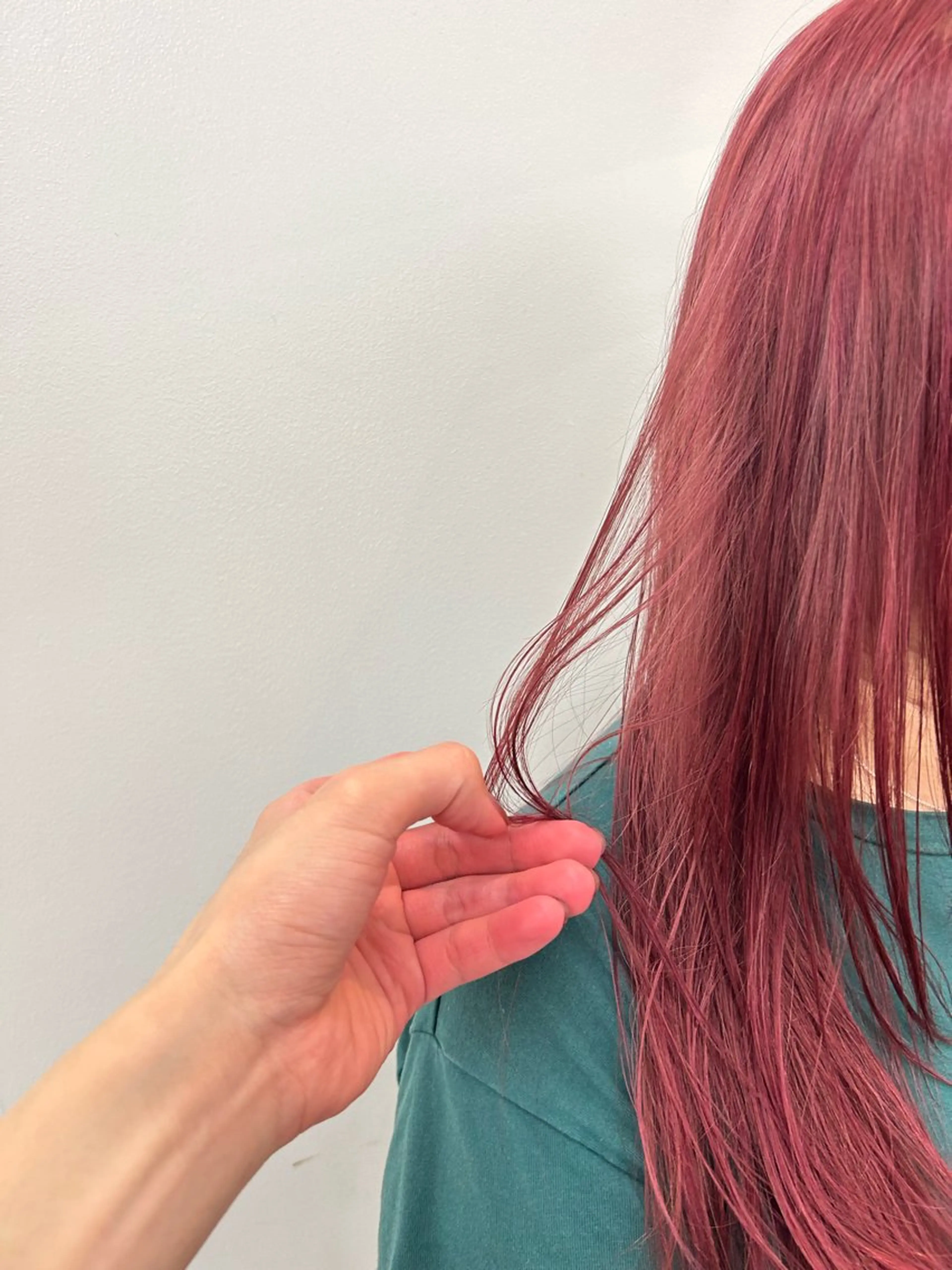 ロング ヘアカラー 浅倉艶🐈‍⬛ /ウルフ/レイヤーのヘアスタイル